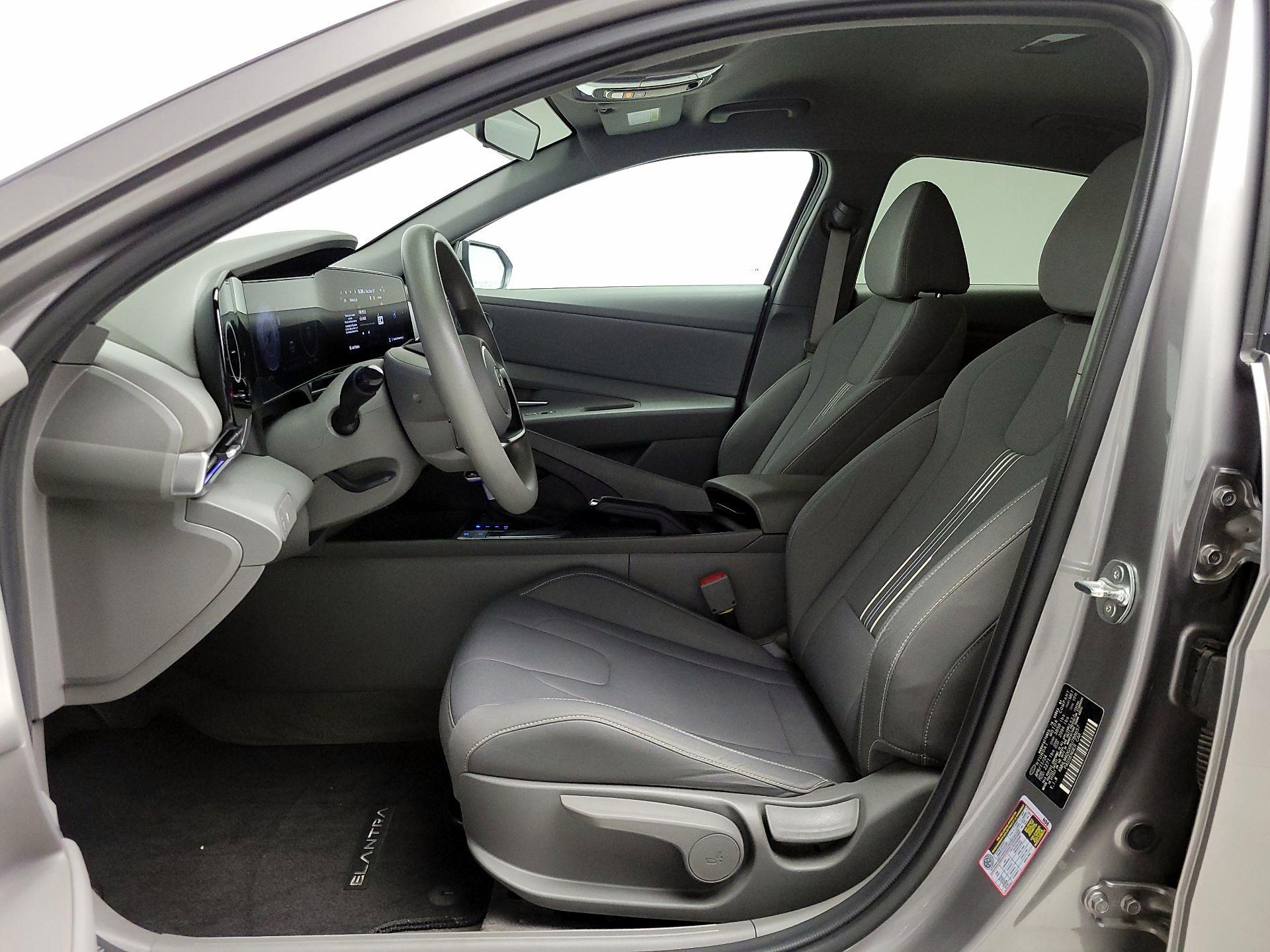 Thumbnail: 2024 Hyundai Elantra - 11