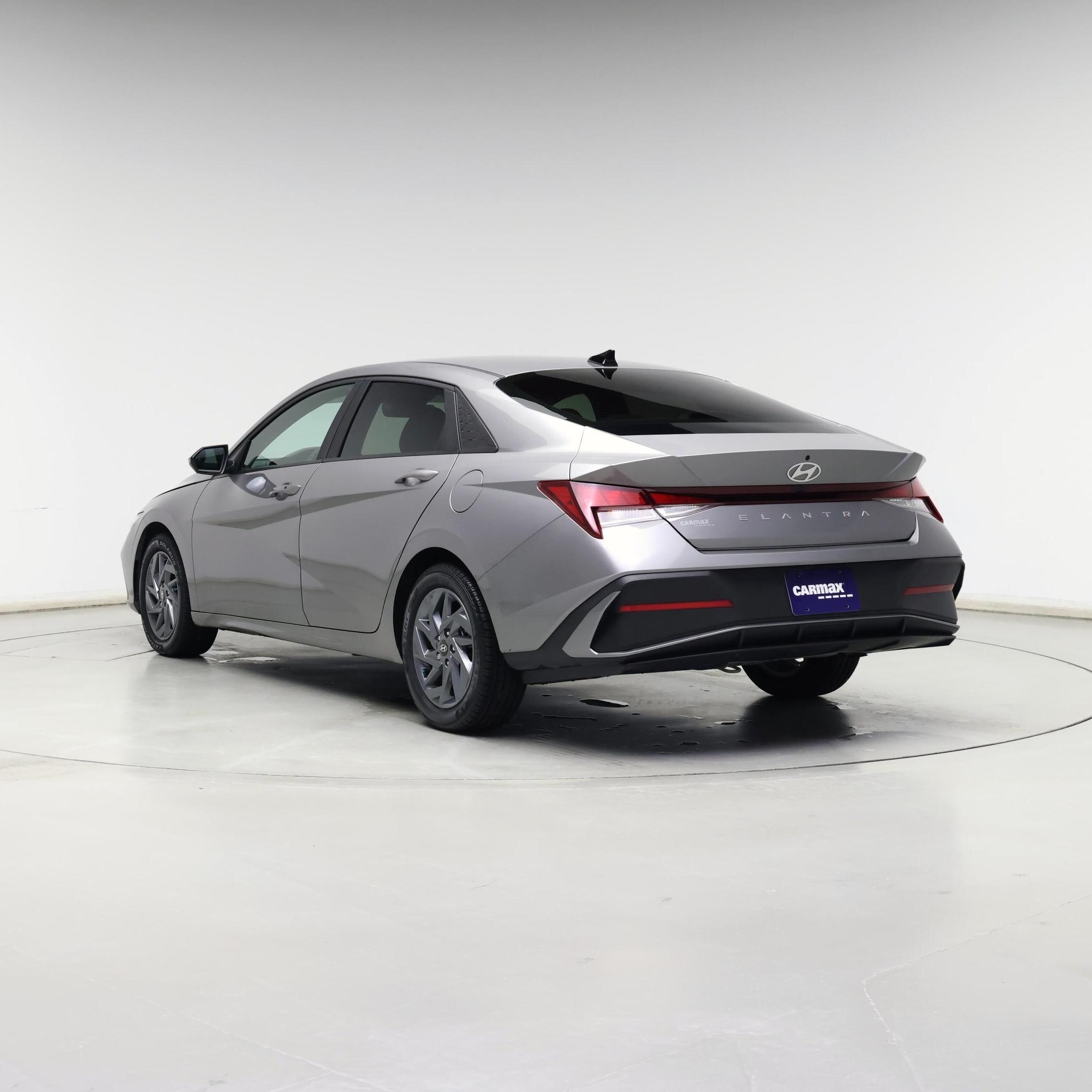 Thumbnail: 2024 Hyundai Elantra - 2