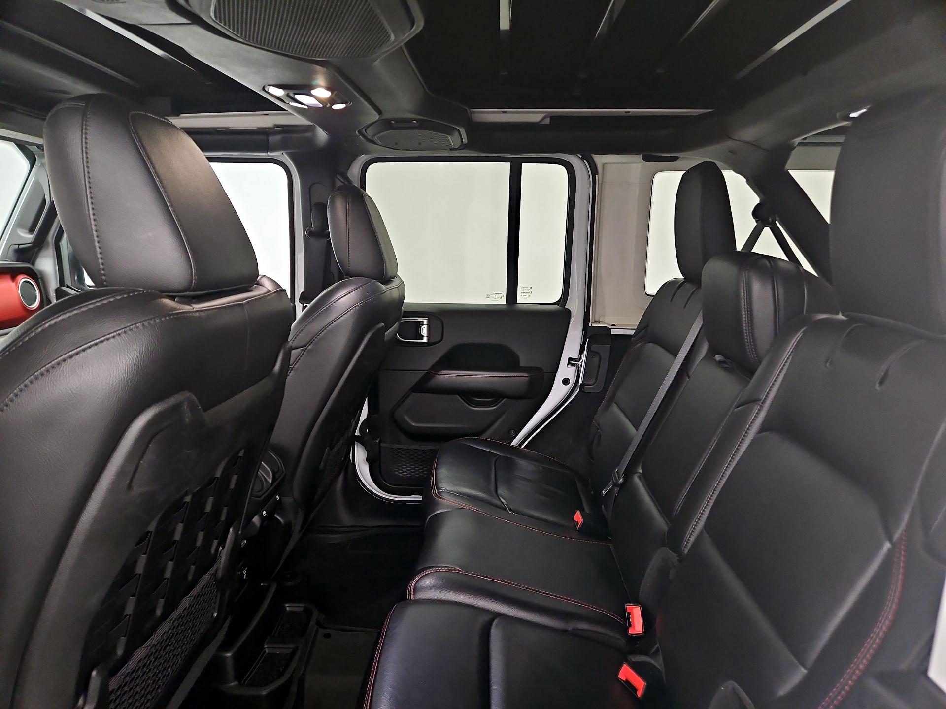 Thumbnail: 2019 Jeep Wrangler - 20