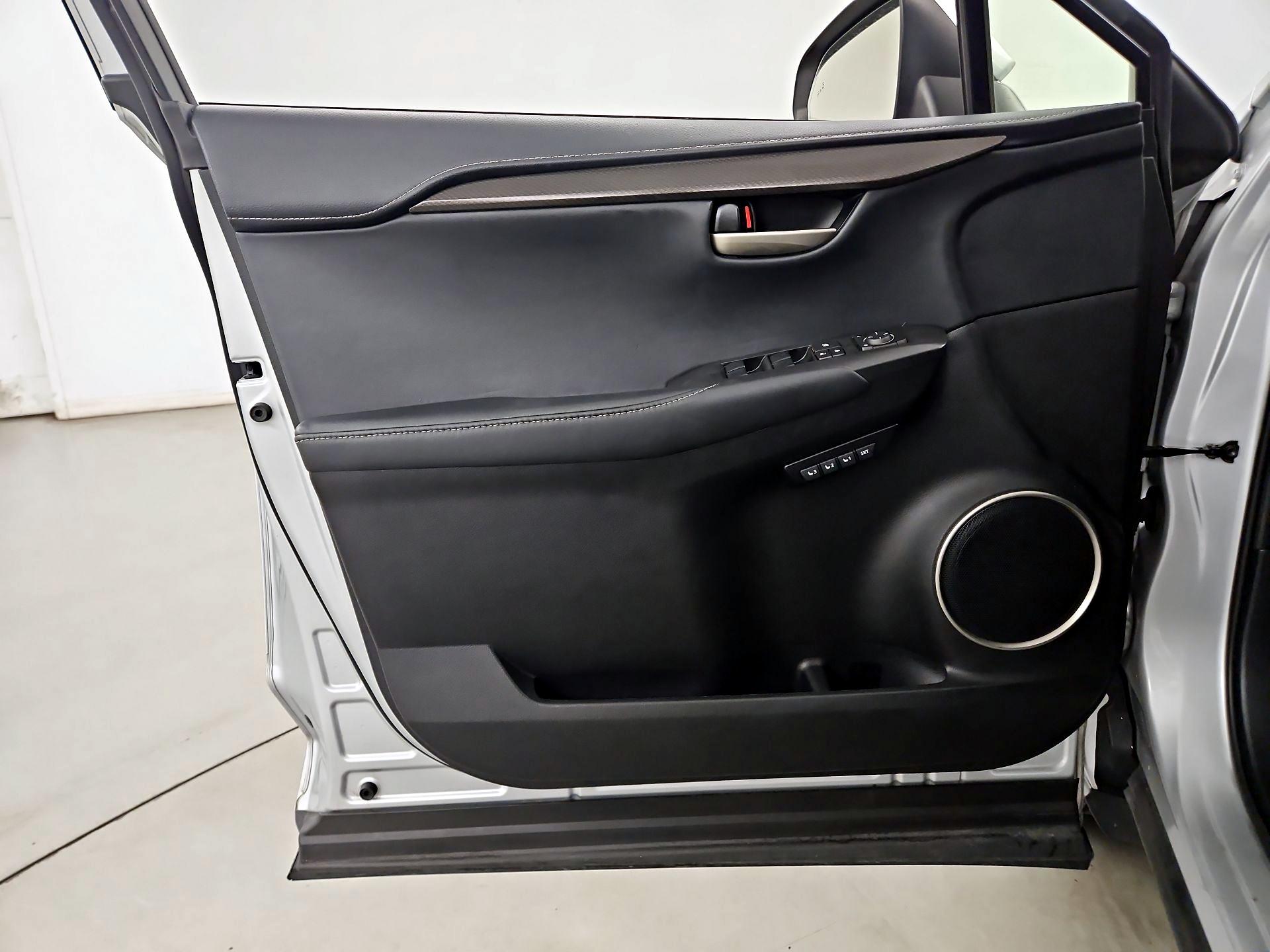 Thumbnail: 2016 Lexus NX - 12