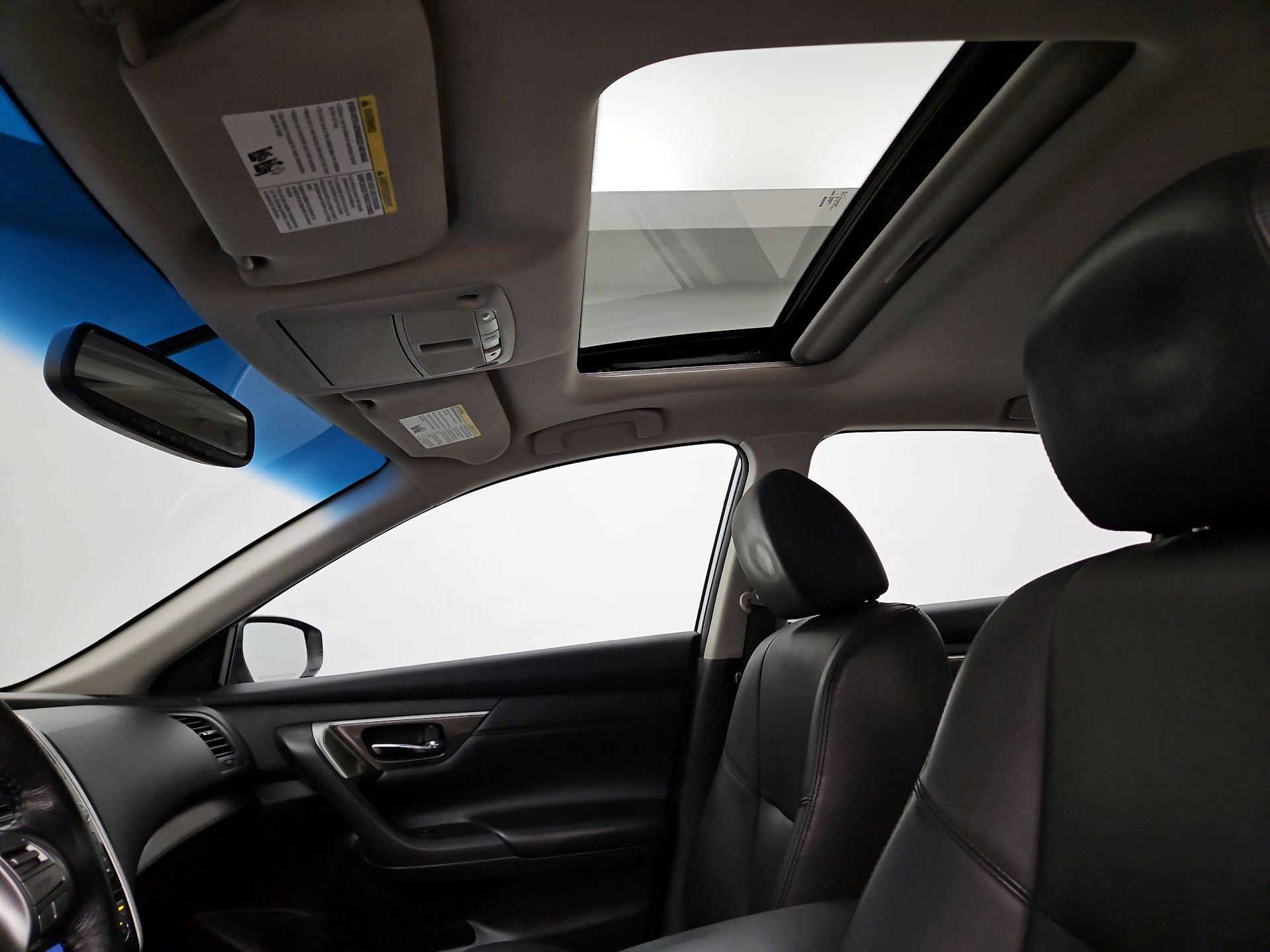 Thumbnail: 2014 Nissan Altima - 20
