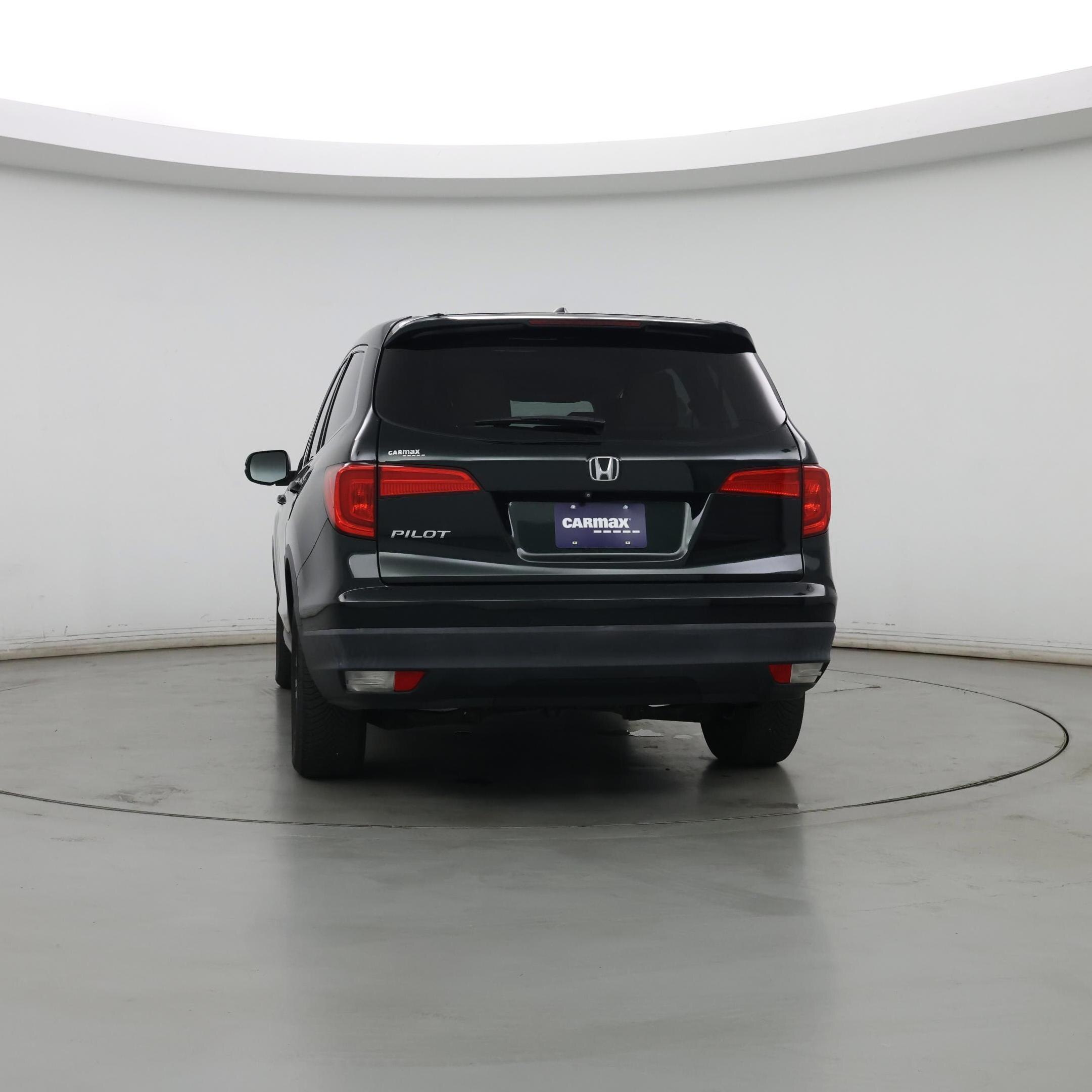 Thumbnail: 2016 Honda Pilot - 6