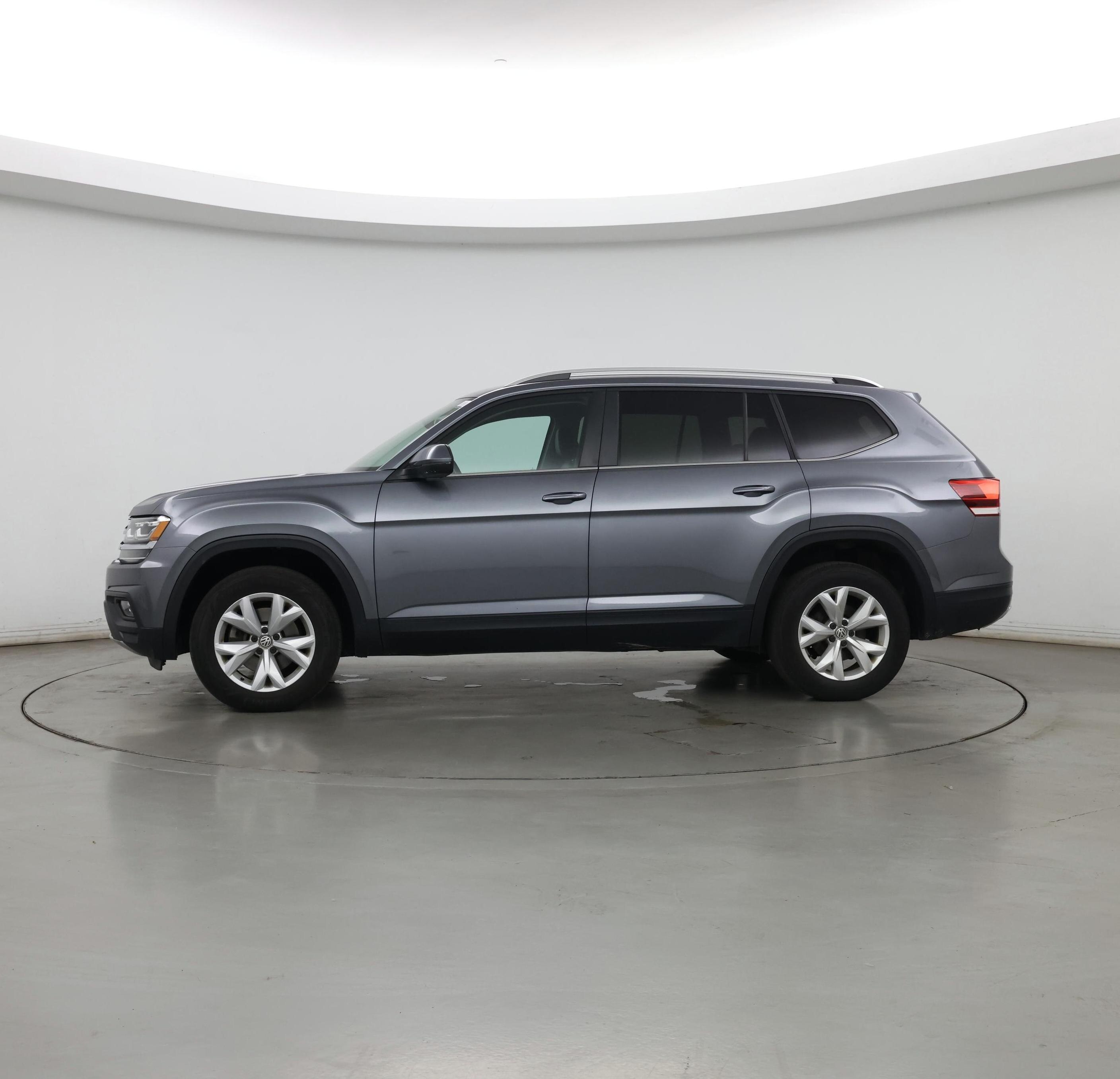 Thumbnail: 2018 Volkswagen Atlas - 3