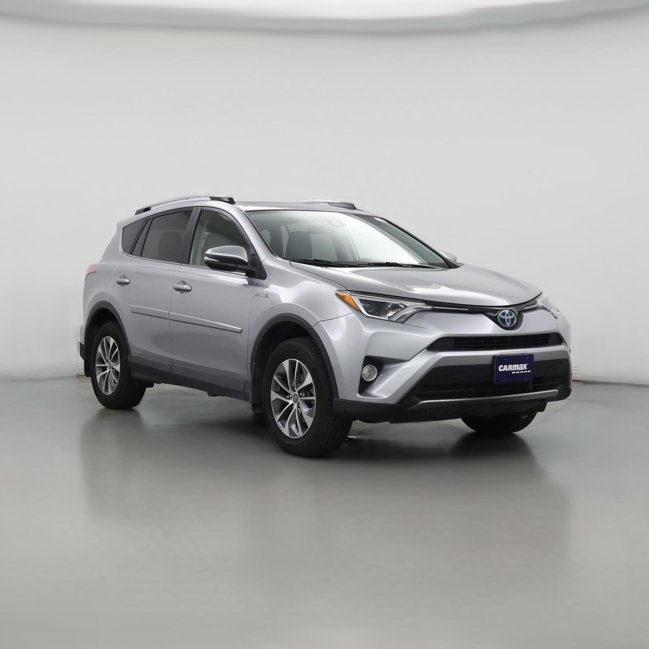 Thumbnail: 2017 Toyota RAV4 - 1