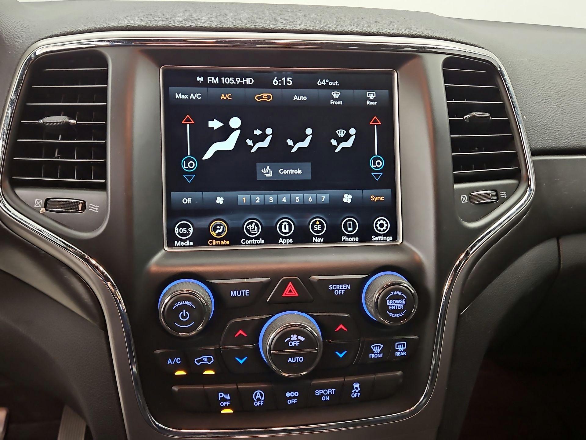 Thumbnail: 2018 Jeep Grand Cherokee - 17