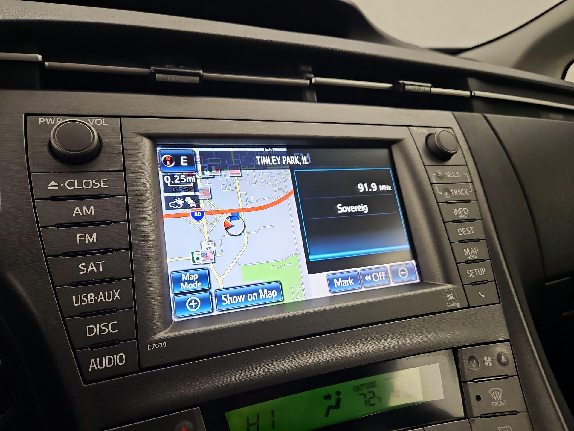 Thumbnail: 2014 Toyota Prius - 14