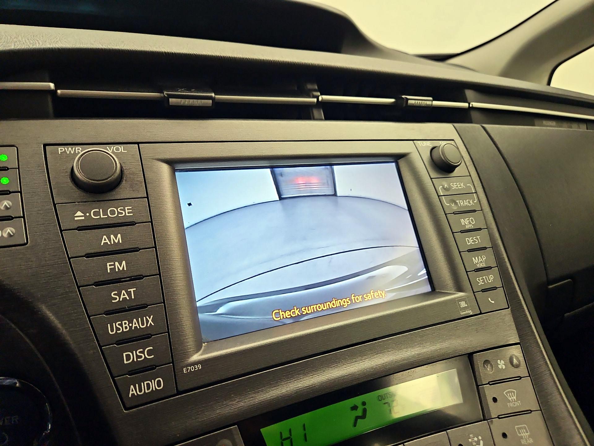 Thumbnail: 2014 Toyota Prius - 15