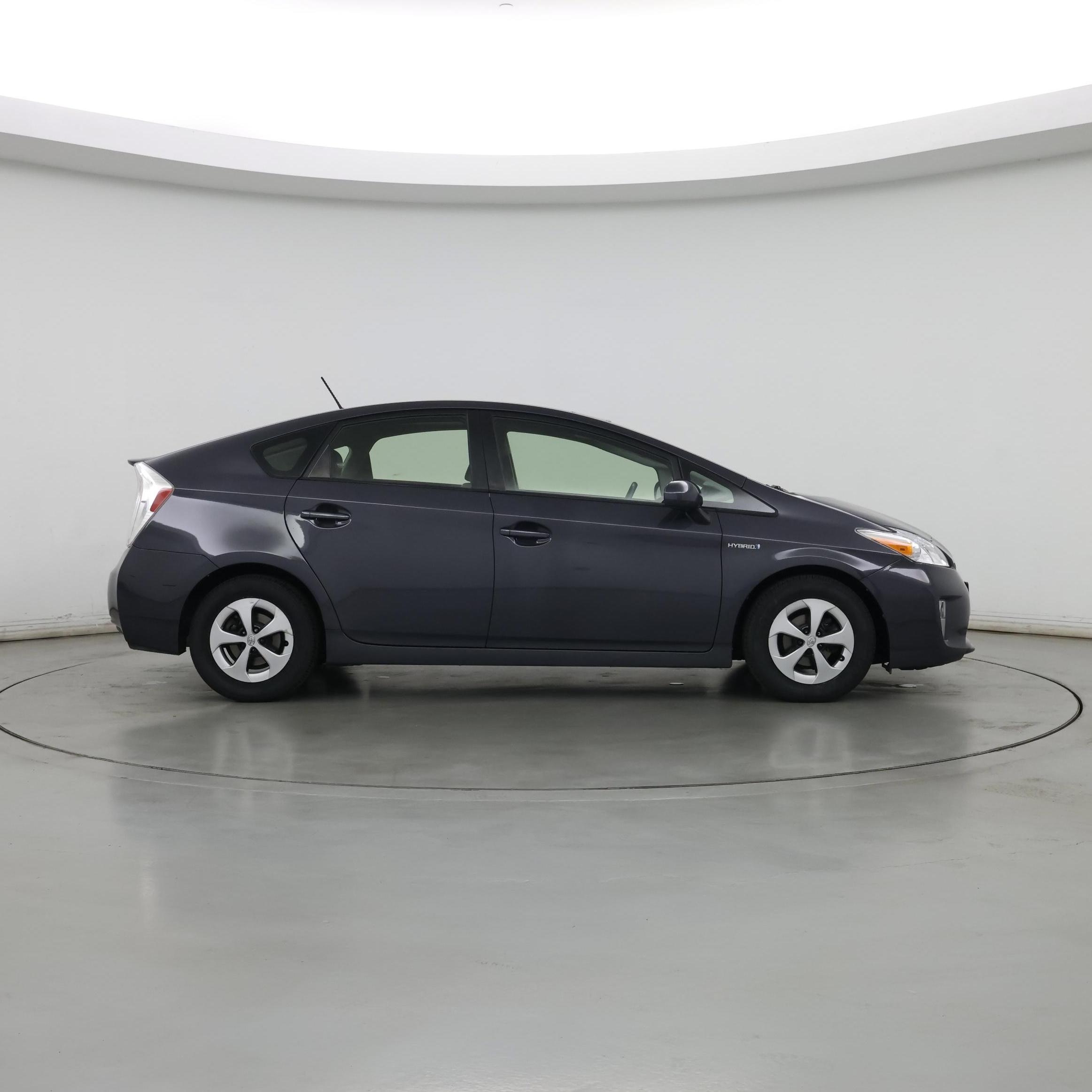 Thumbnail: 2014 Toyota Prius - 7