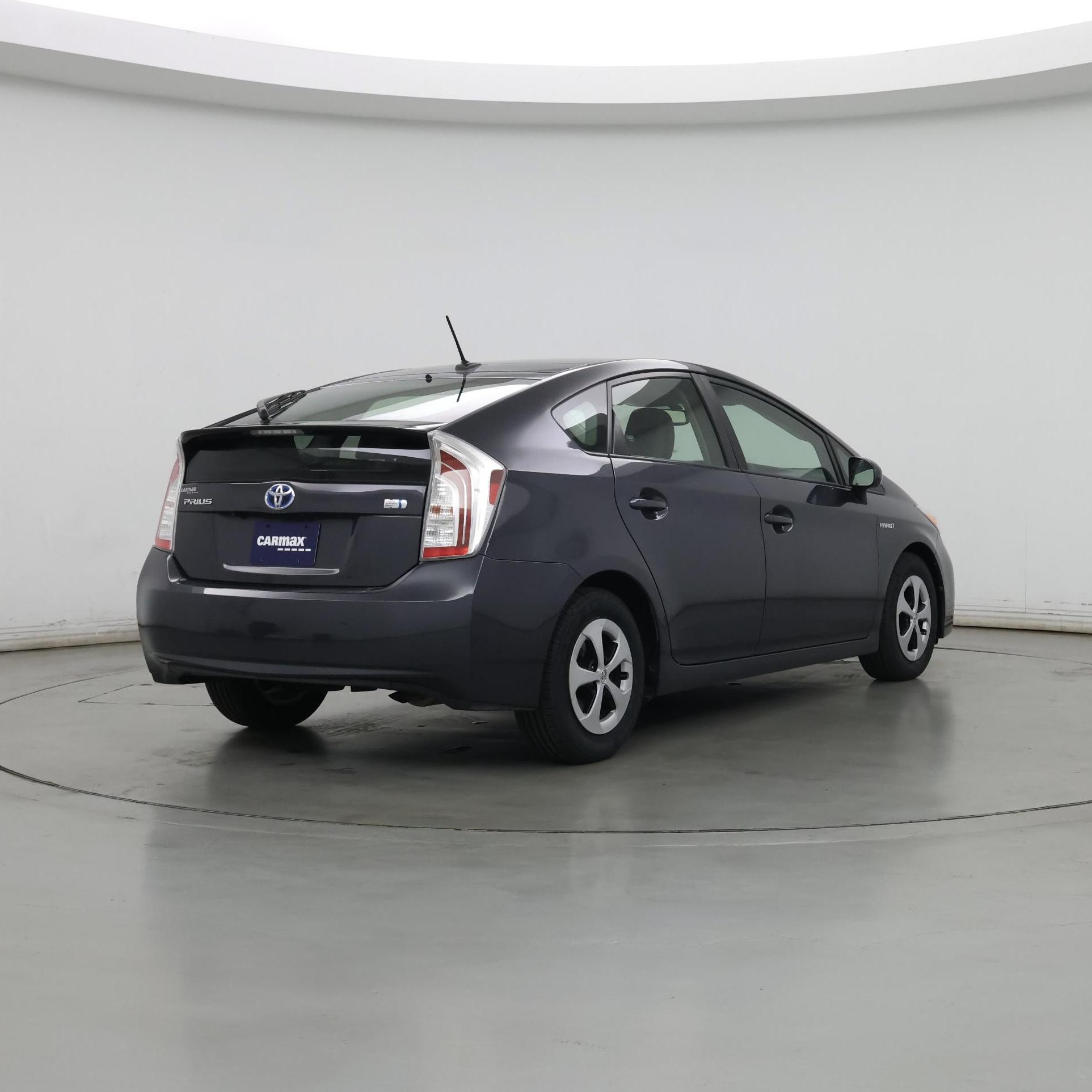 Thumbnail: 2014 Toyota Prius - 8
