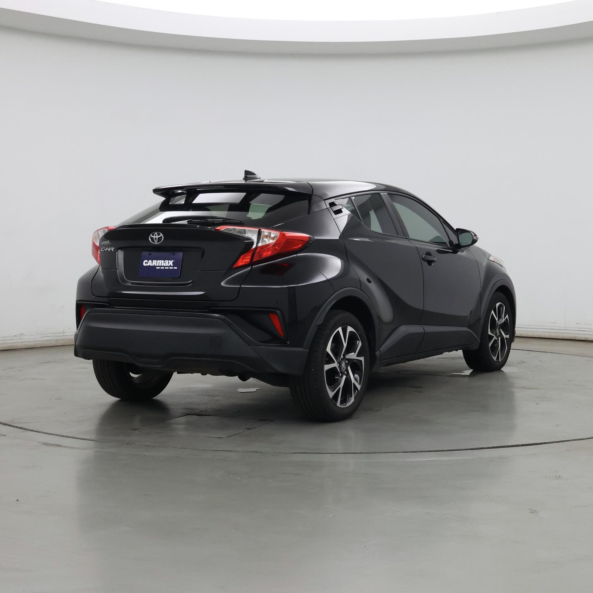 Thumbnail: 2018 Toyota C-HR - 8