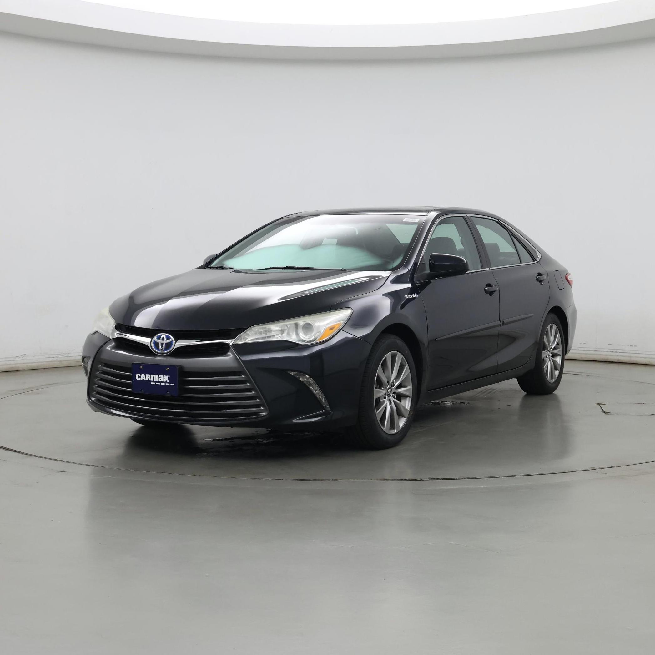 Thumbnail: 2015 Toyota Camry - 4