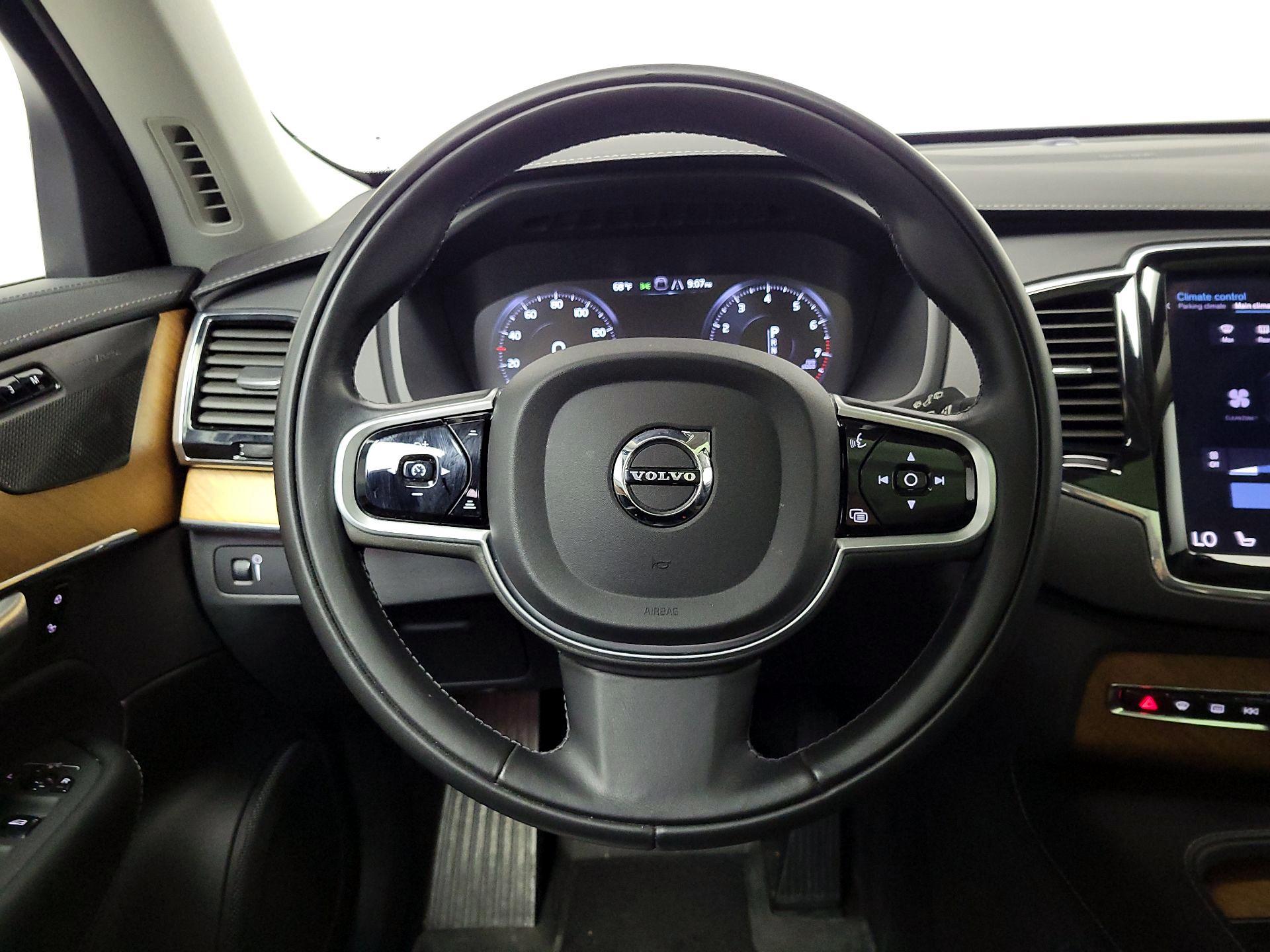 Thumbnail: 2020 Volvo XC90 - 10