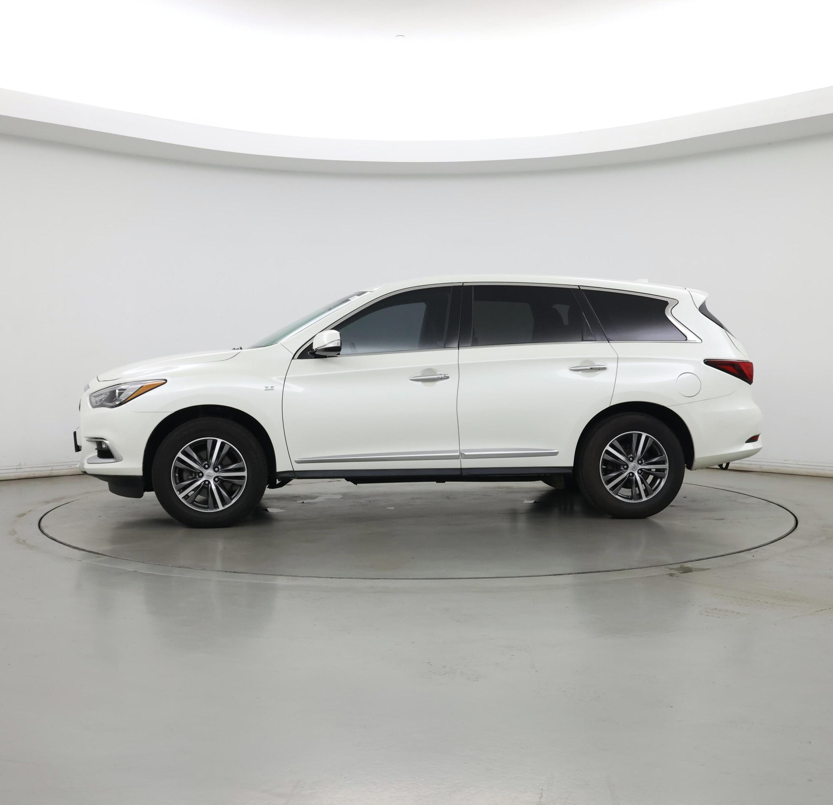 Thumbnail: 2016 INFINITI QX60 - 3
