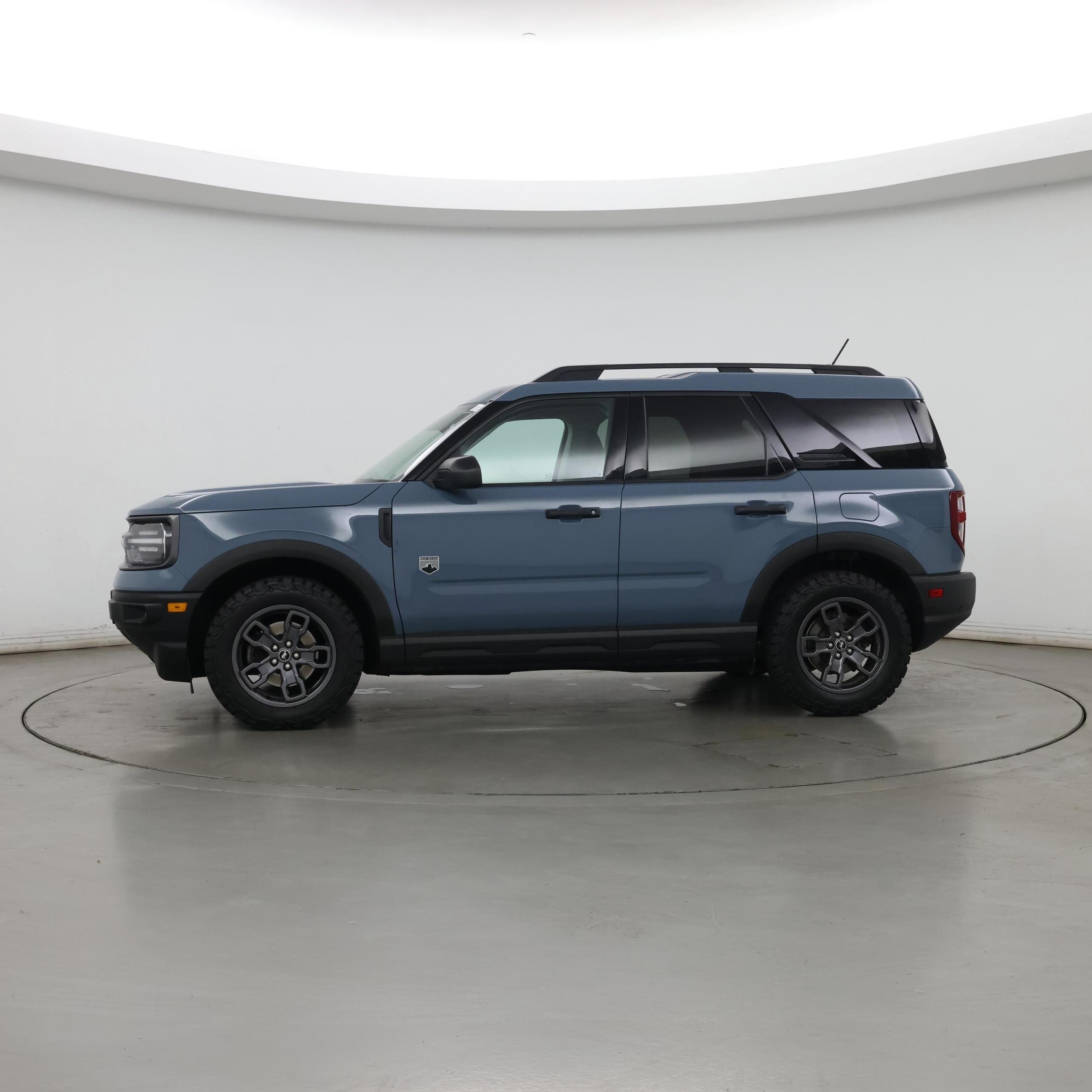 Thumbnail: 2022 Ford Bronco Sport - 3