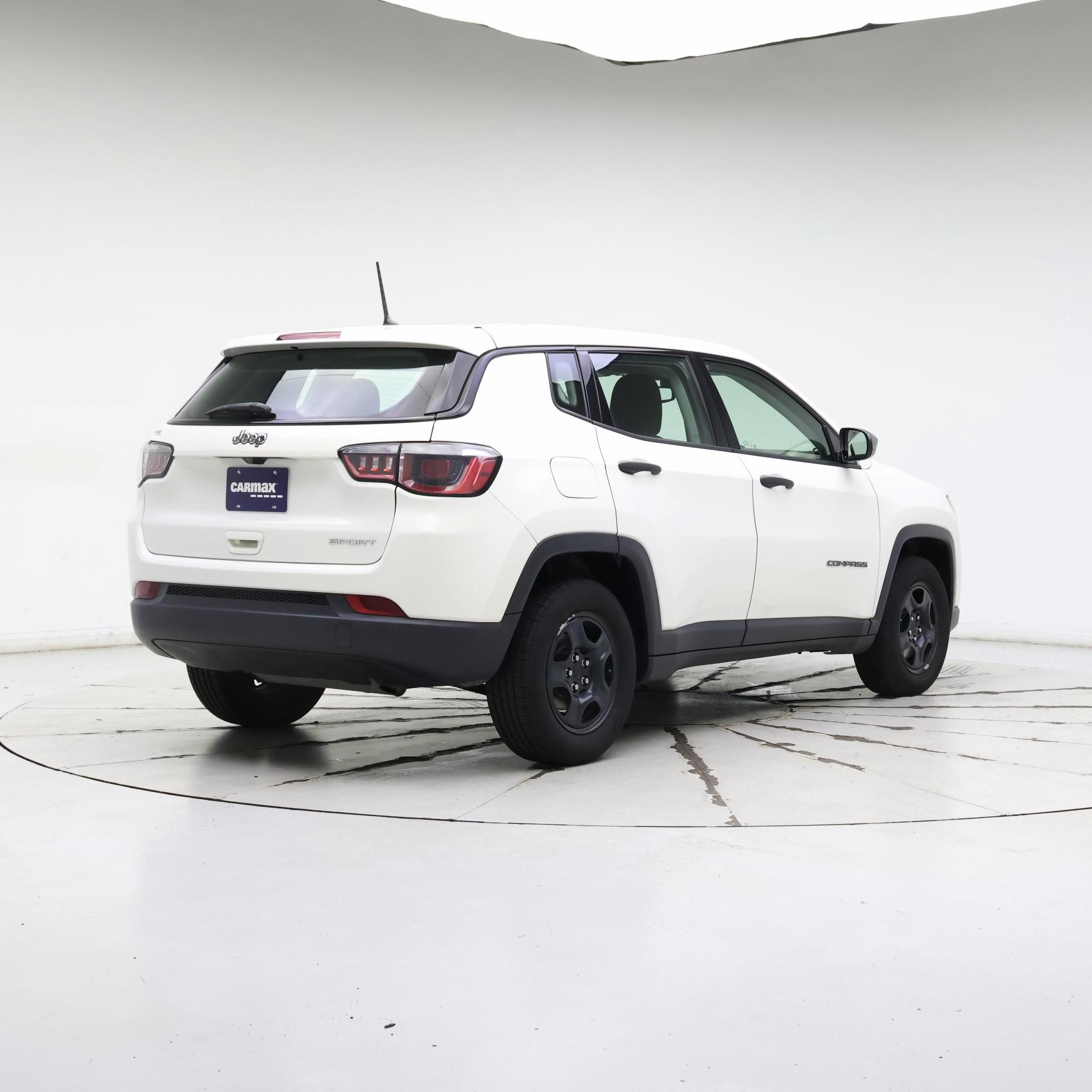 Thumbnail: 2018 Jeep Compass - 8