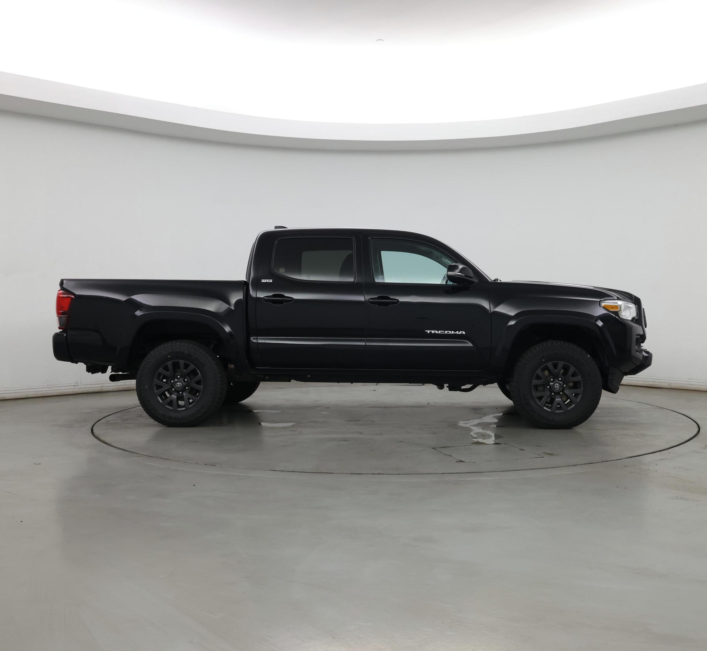 Thumbnail: 2021 Toyota Tacoma - 7