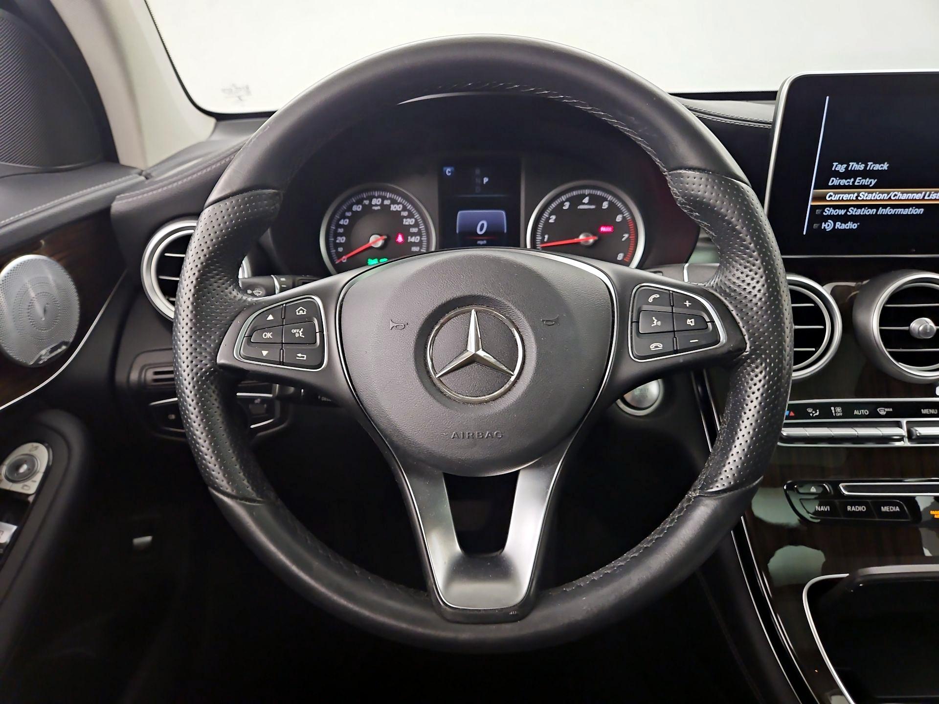 Thumbnail: 2016 Mercedes-Benz GLC - 10