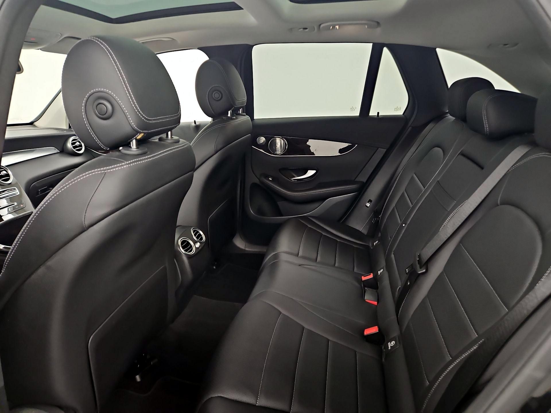 Thumbnail: 2016 Mercedes-Benz GLC - 20