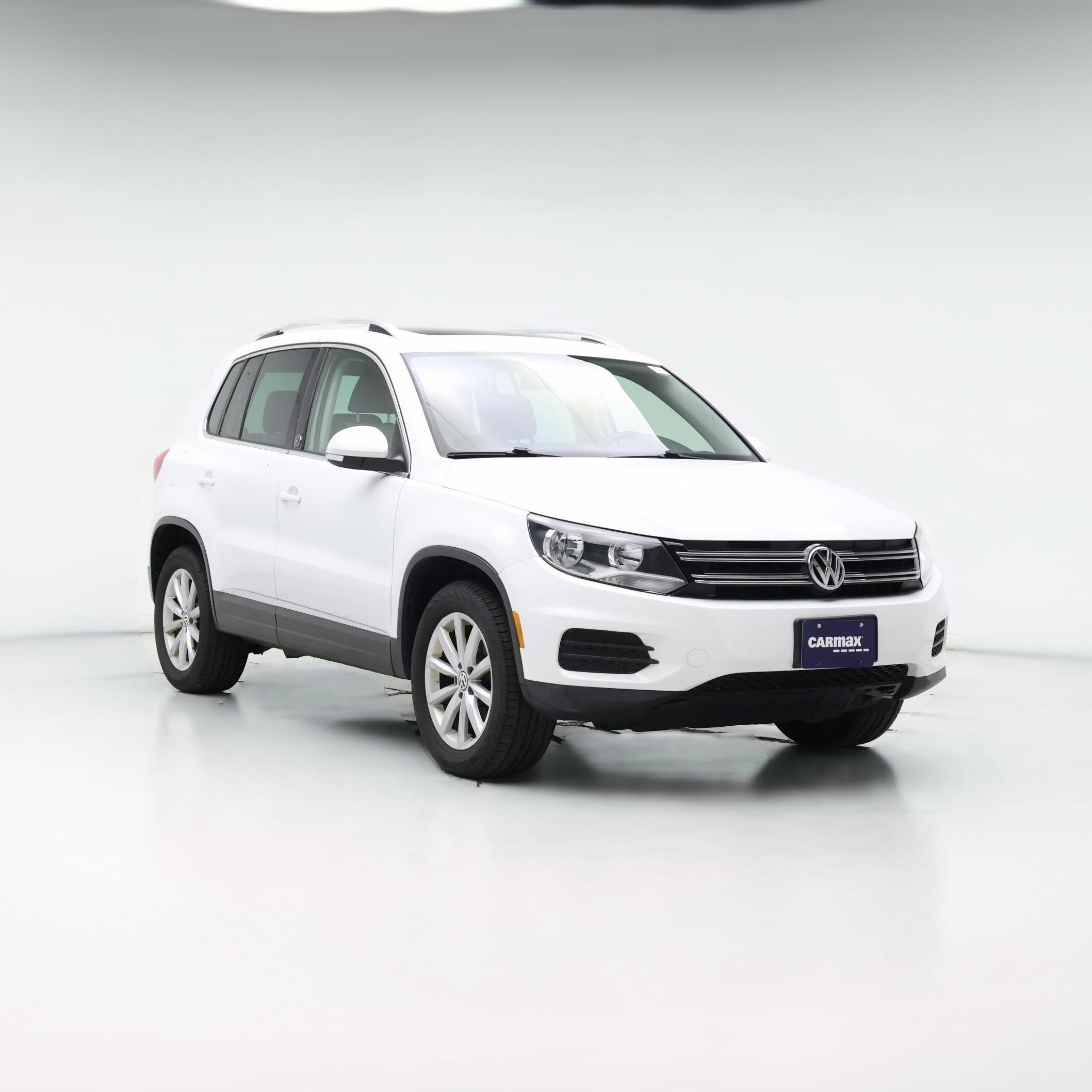 Thumbnail: 2017 Volkswagen Tiguan - 1