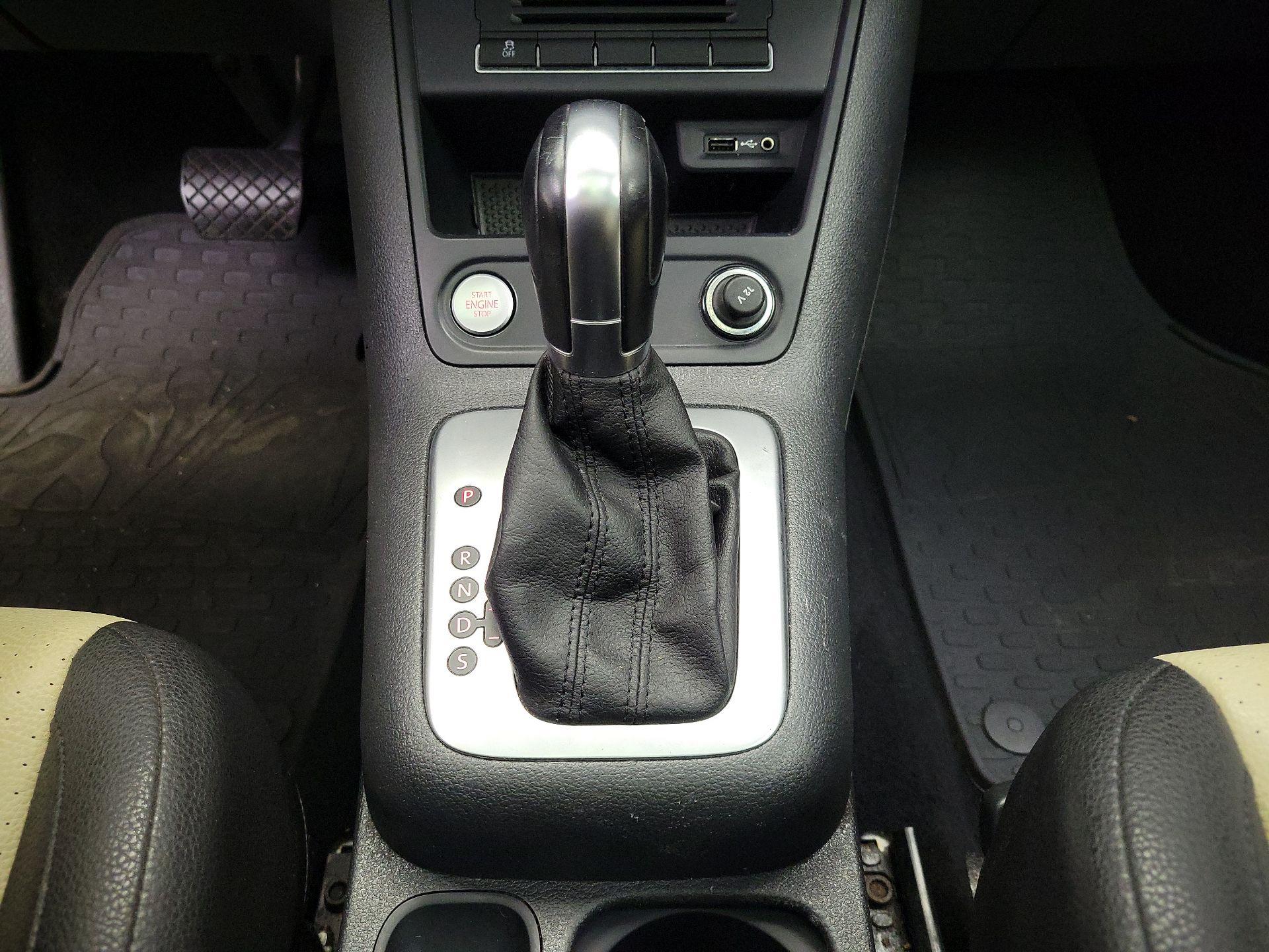 Thumbnail: 2017 Volkswagen Tiguan - 17