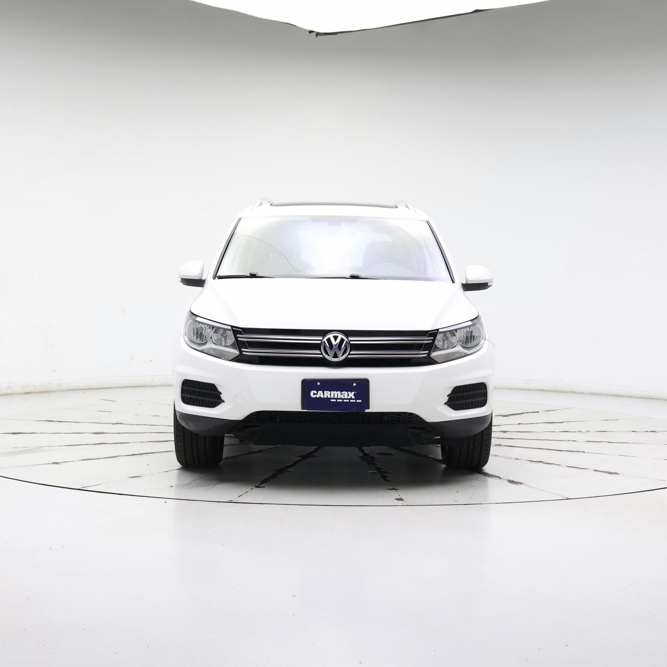 Thumbnail: 2017 Volkswagen Tiguan - 5