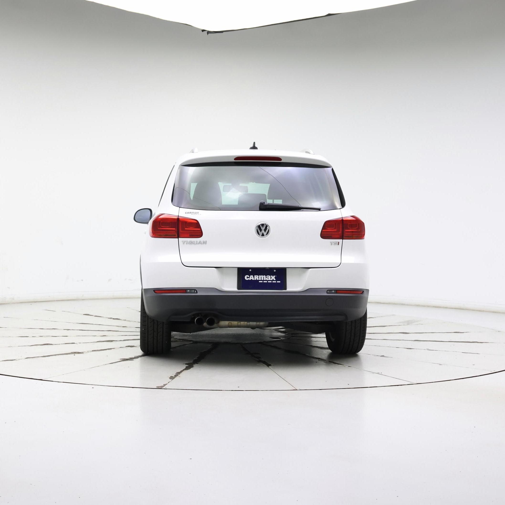 Thumbnail: 2017 Volkswagen Tiguan - 6