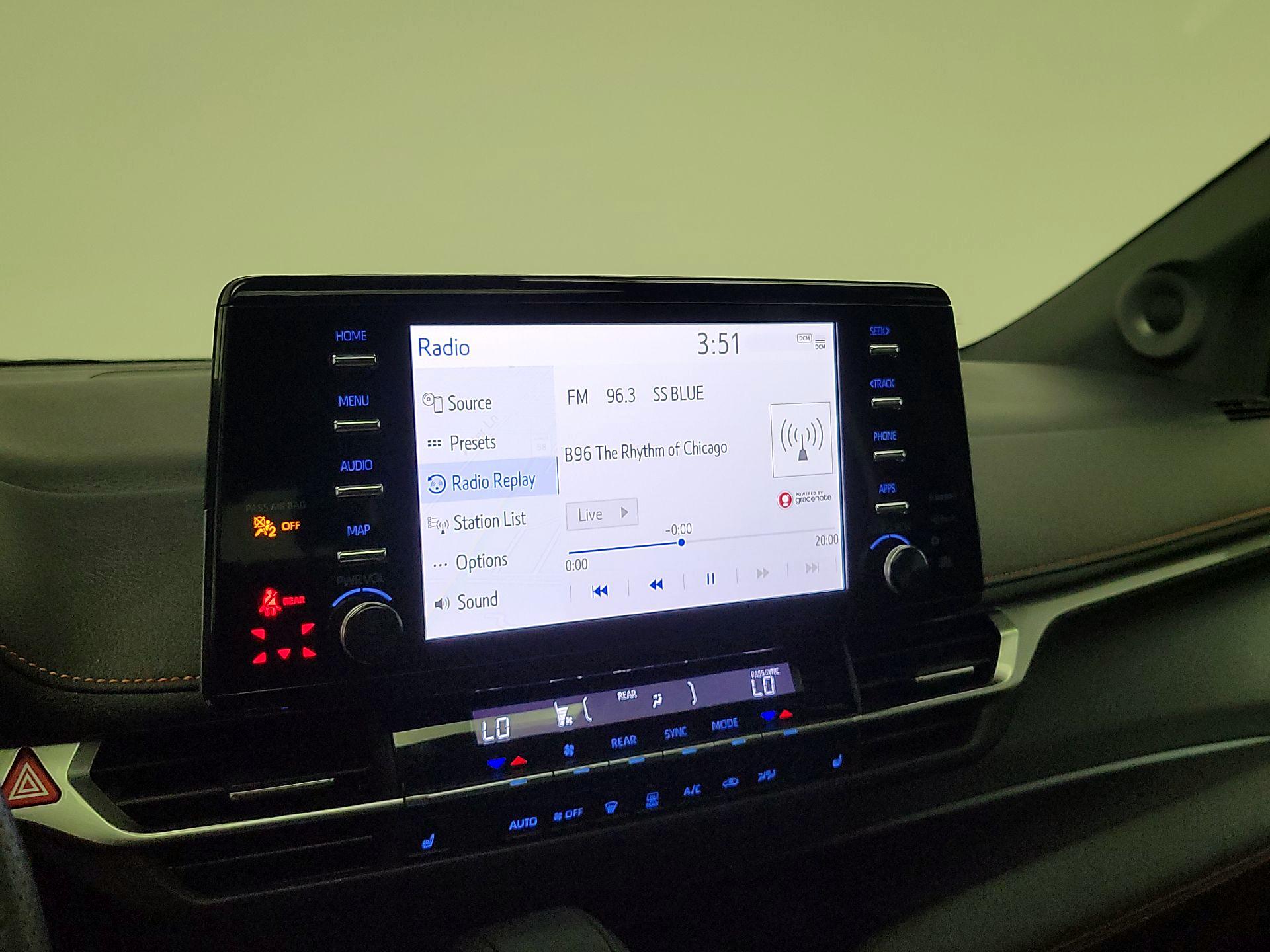 Thumbnail: 2024 Toyota Sienna - 16