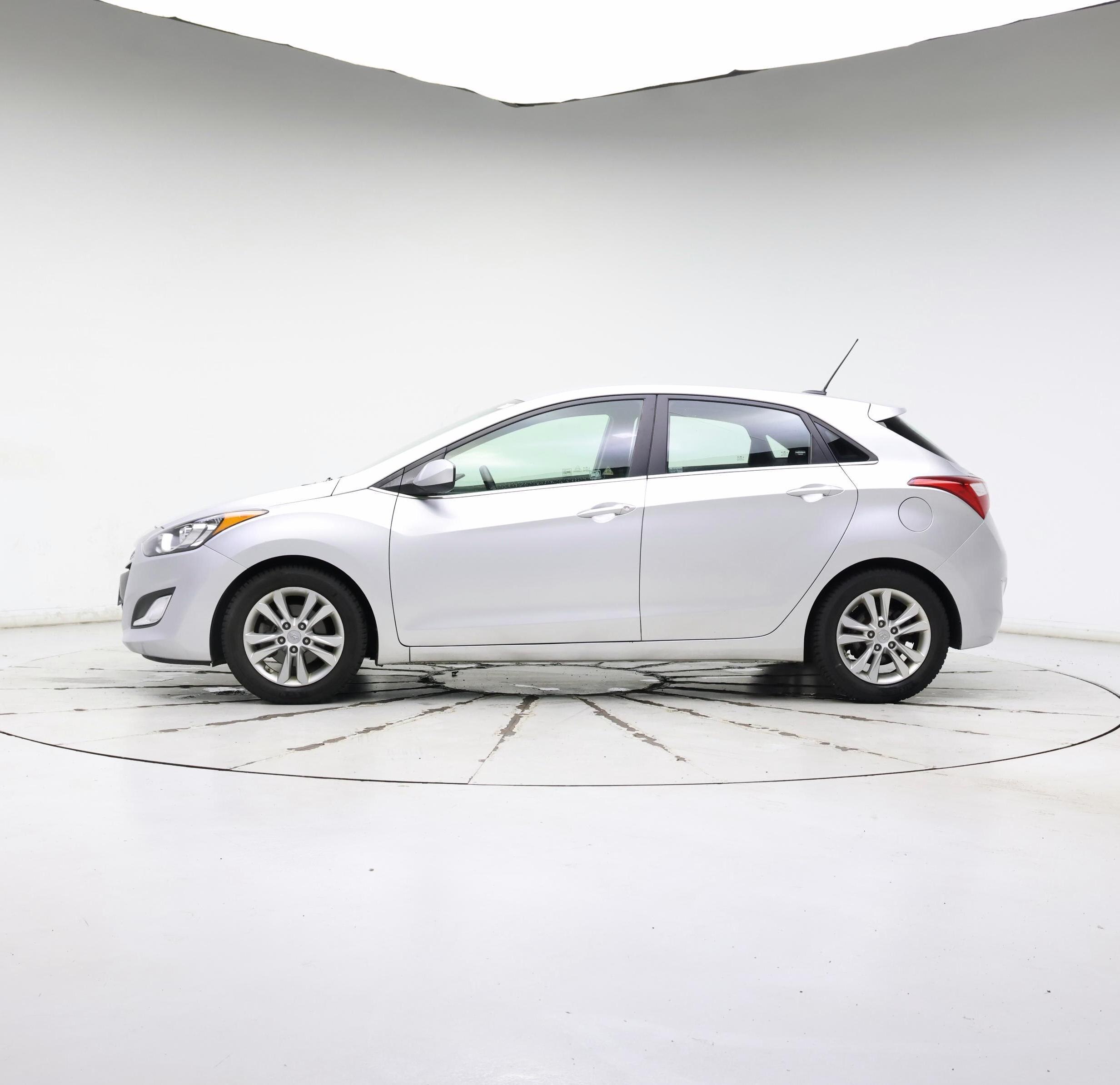 Thumbnail: 2014 Hyundai Elantra - 3