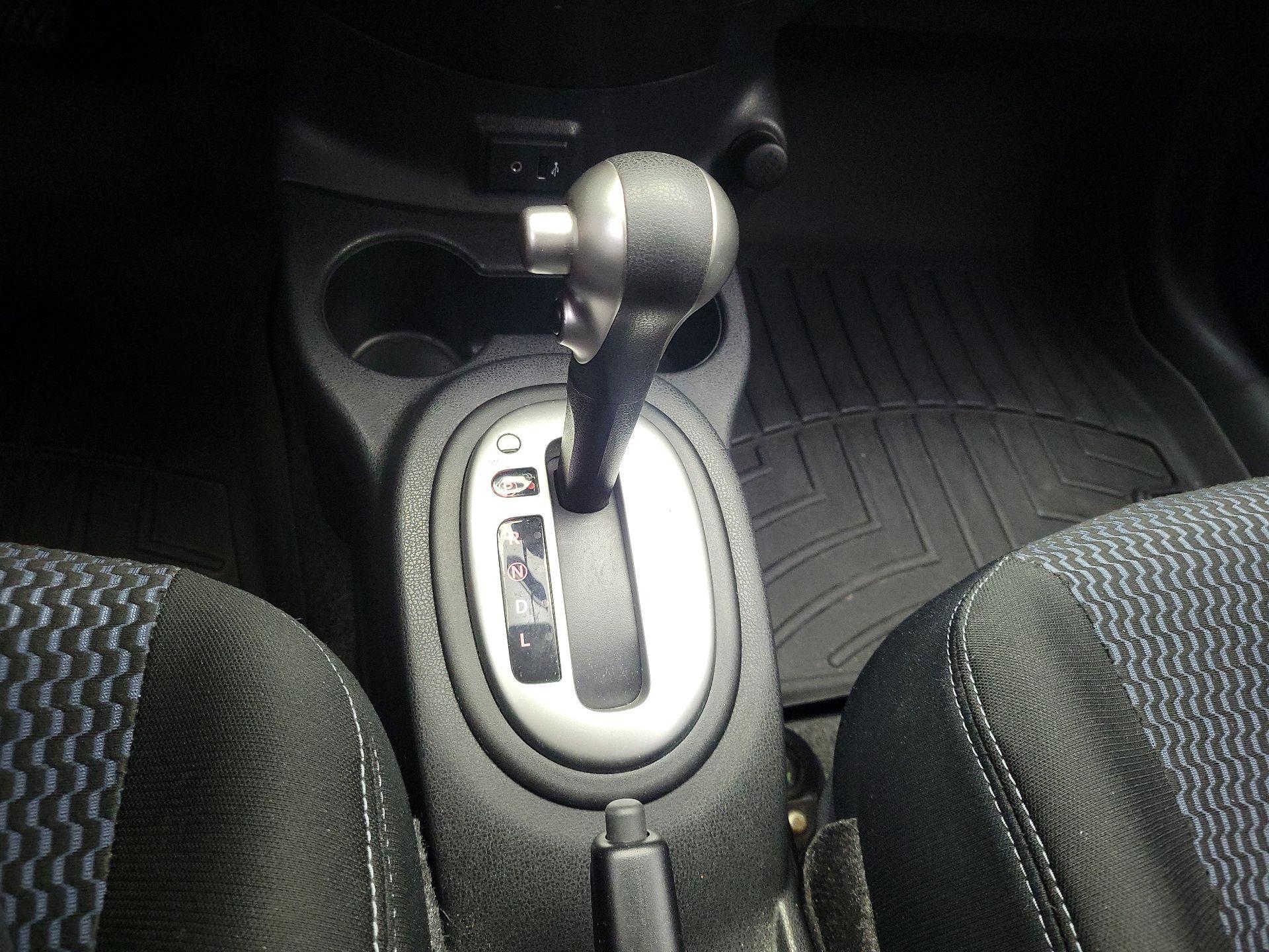 Thumbnail: 2017 Nissan Versa Note - 18