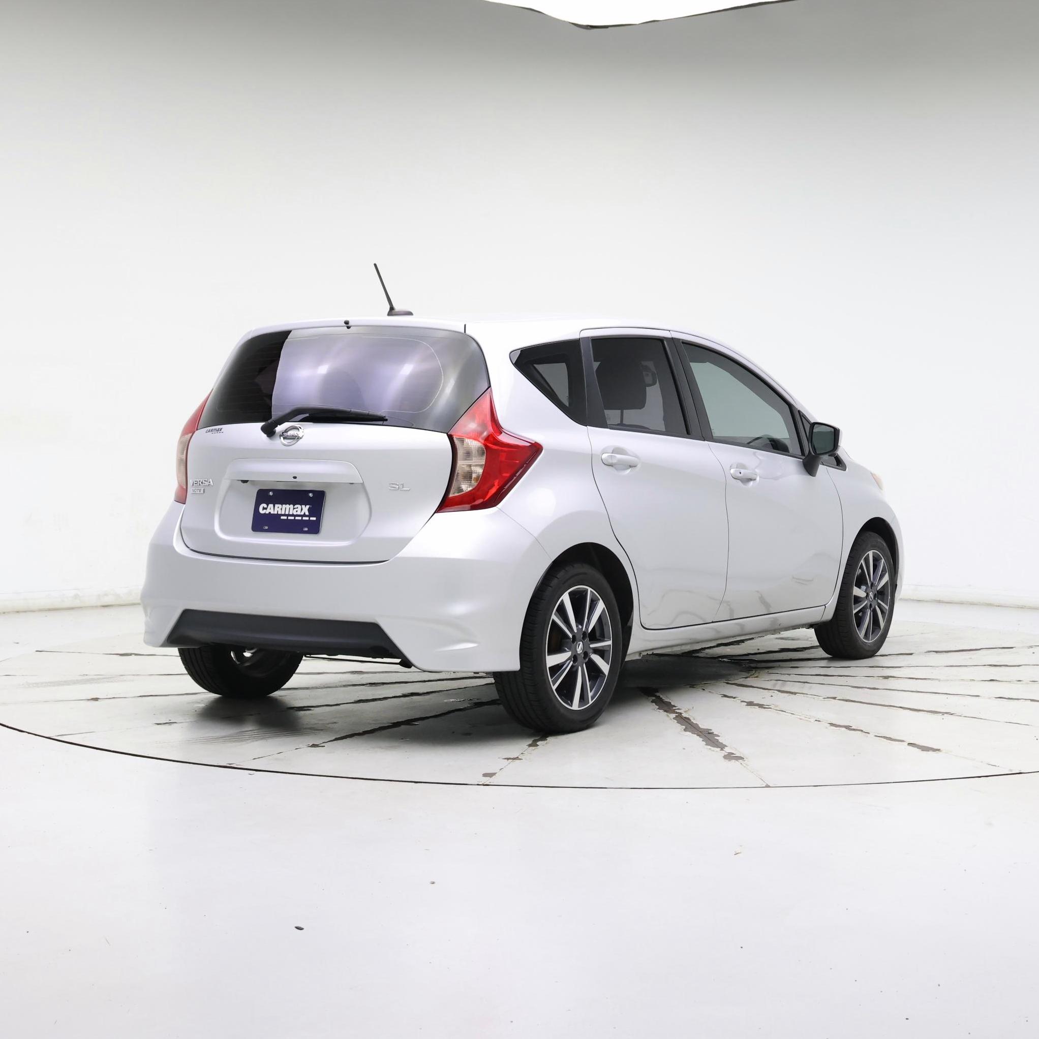 Thumbnail: 2017 Nissan Versa Note - 8