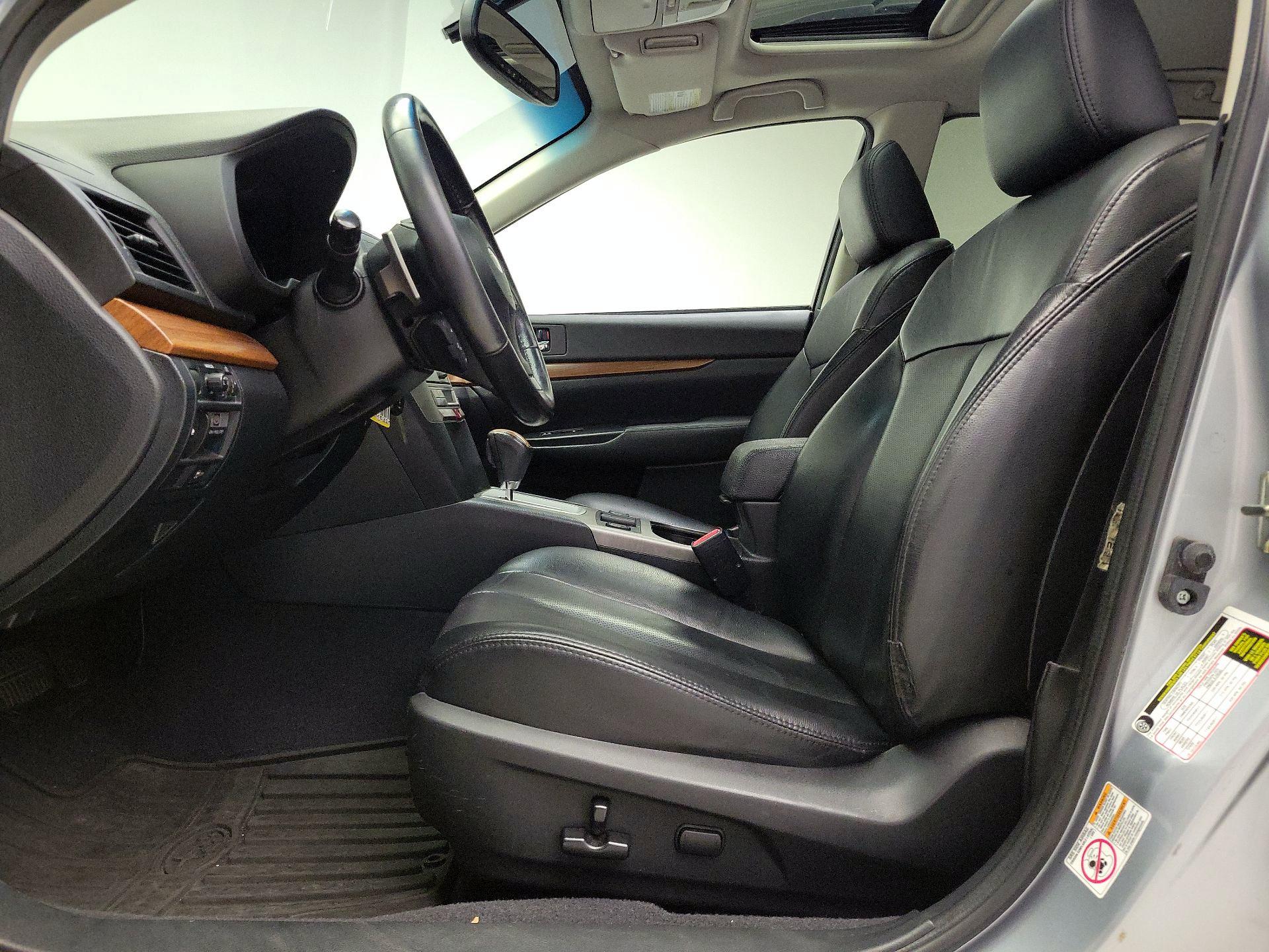 Thumbnail: 2014 Subaru Outback - 11