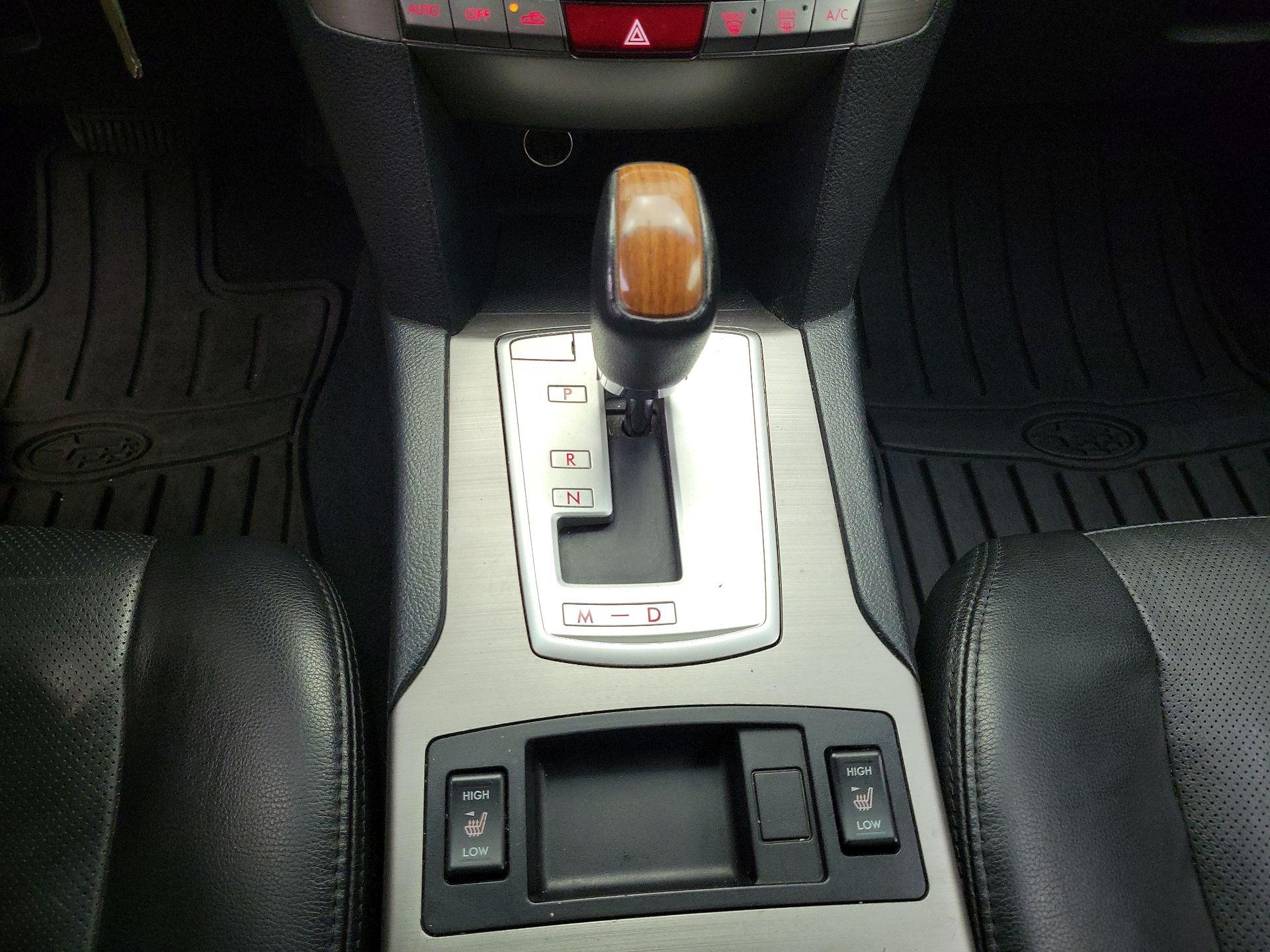 Thumbnail: 2014 Subaru Outback - 17