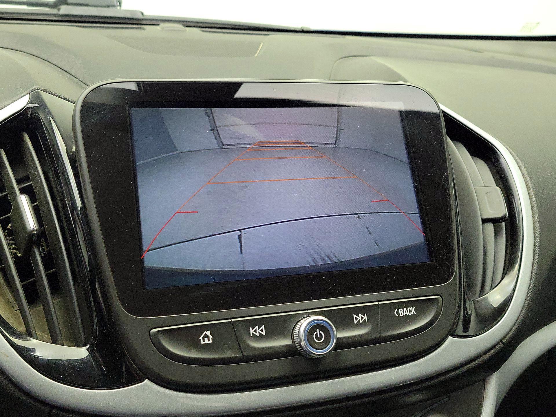 Thumbnail: 2017 Chevrolet Volt - 14