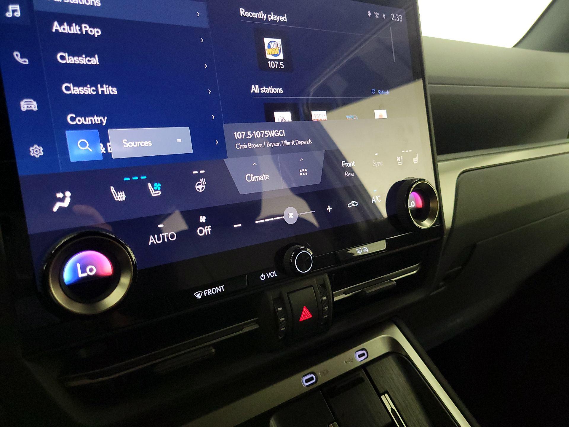 Thumbnail: 2024 Lexus GX - 16