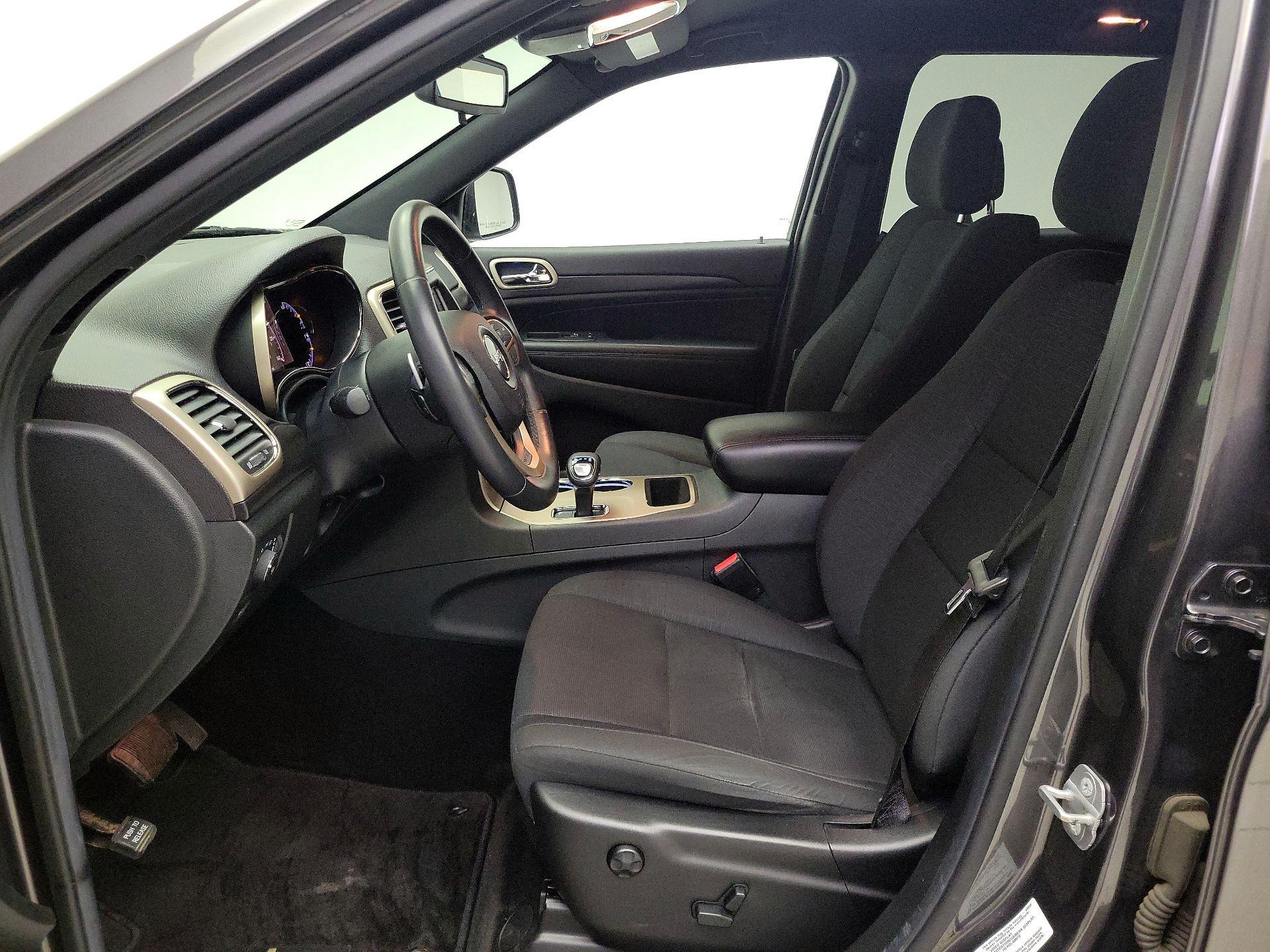 Thumbnail: 2014 Jeep Grand Cherokee - 11