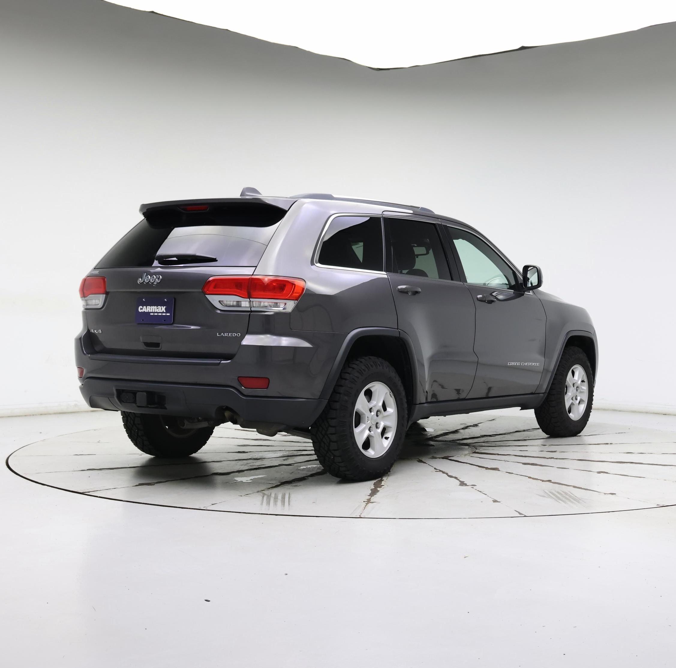Thumbnail: 2014 Jeep Grand Cherokee - 8
