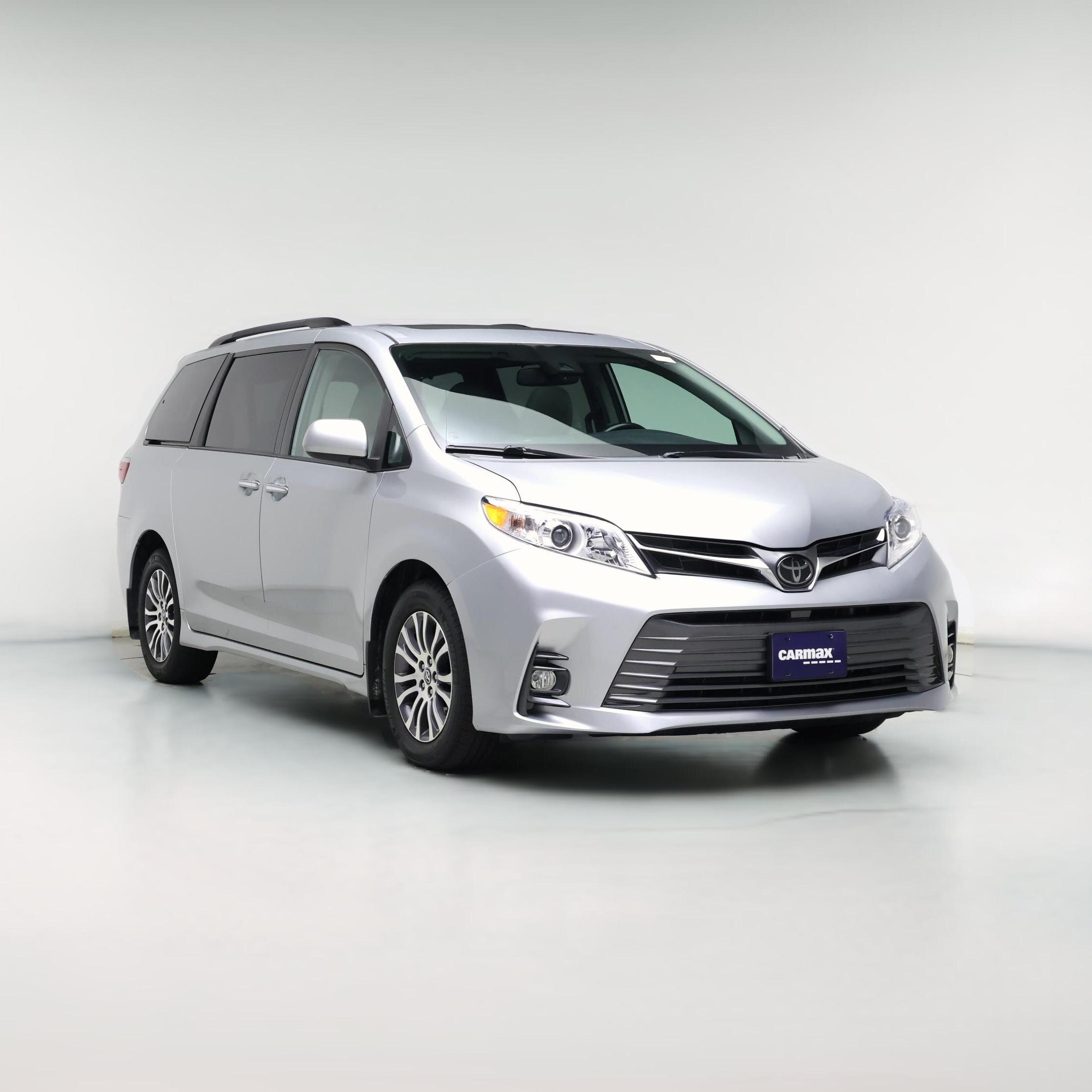 Thumbnail: 2020 Toyota Sienna - 1