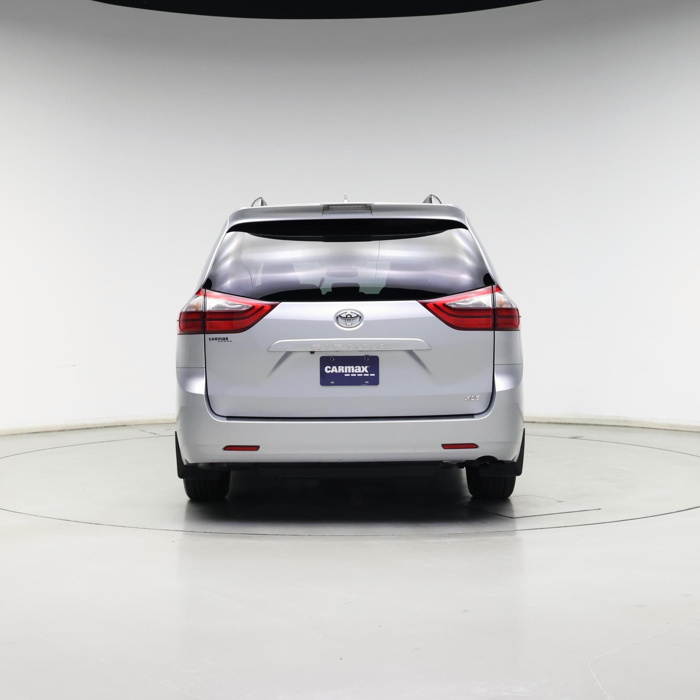 Thumbnail: 2020 Toyota Sienna - 6