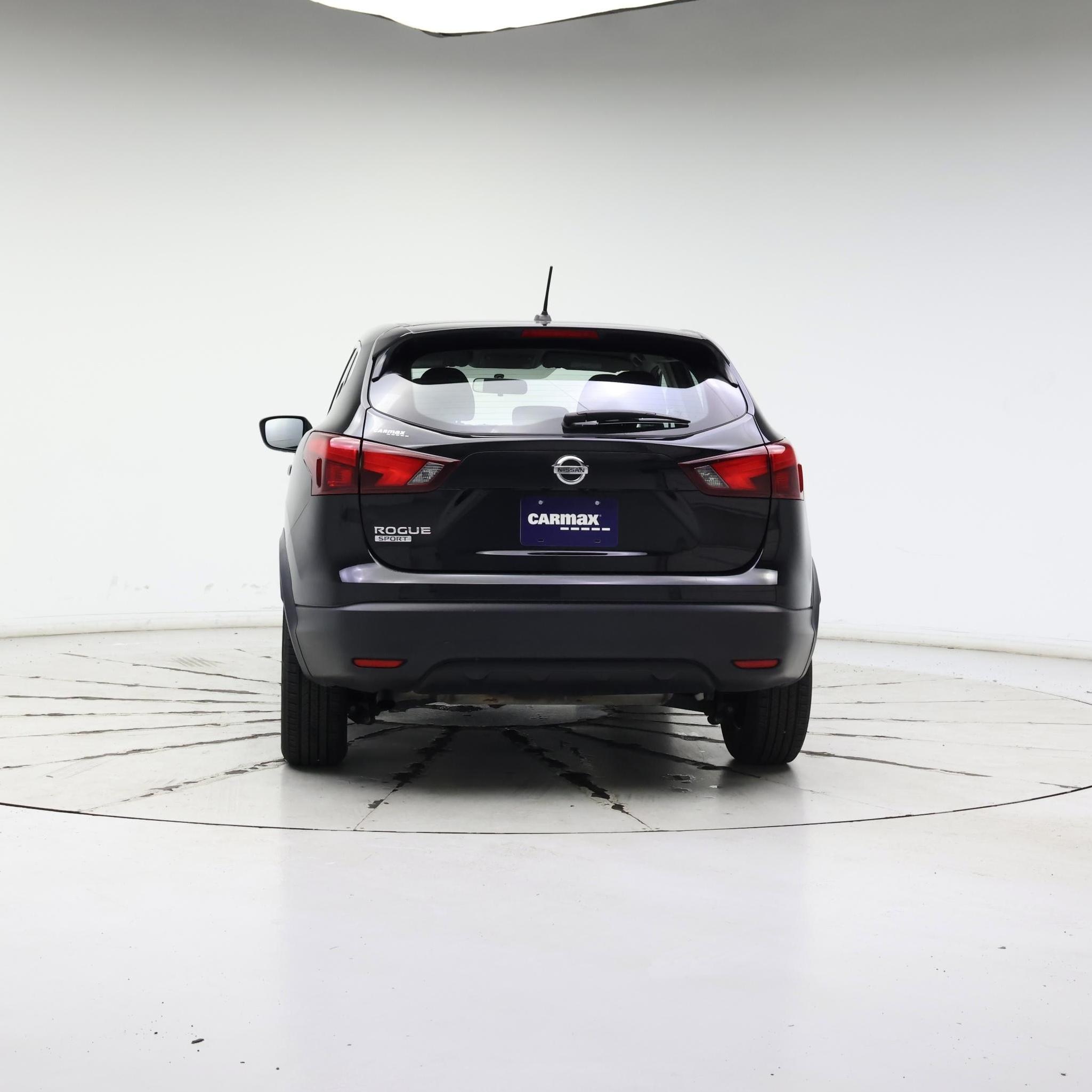 Thumbnail: 2018 Nissan Rogue Sport - 6