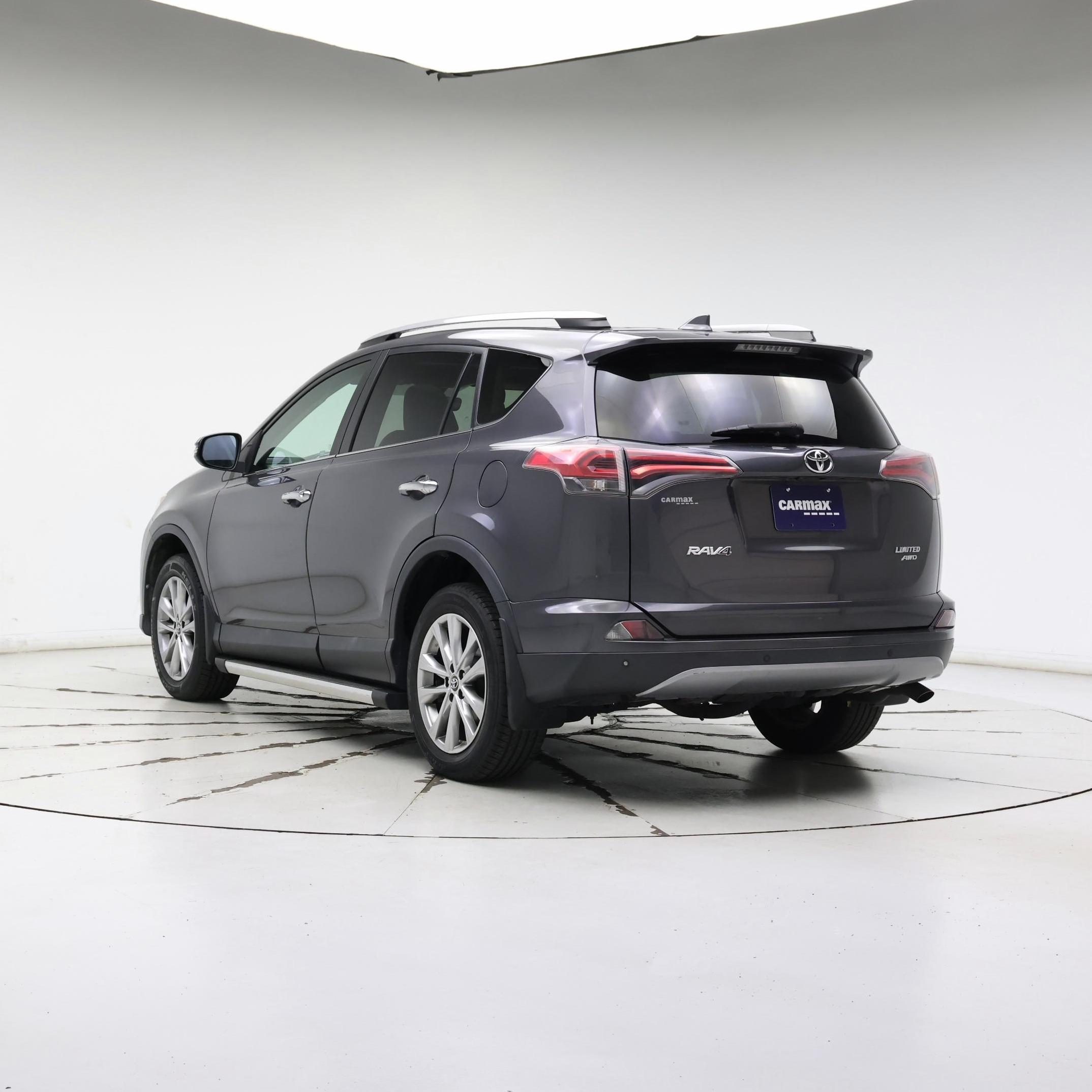 Thumbnail: 2017 Toyota RAV4 - 2