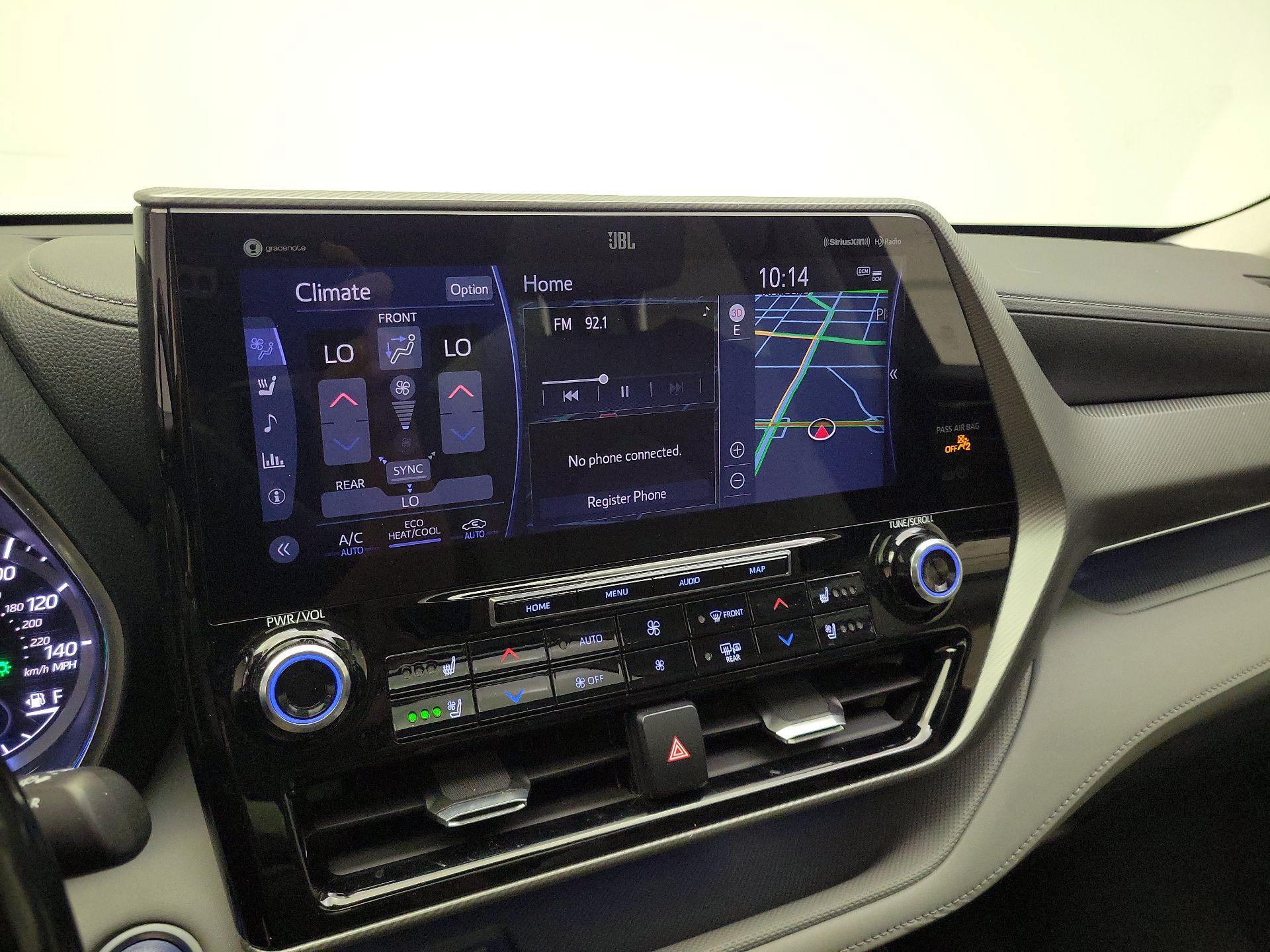 Thumbnail: 2020 Toyota Highlander - 17