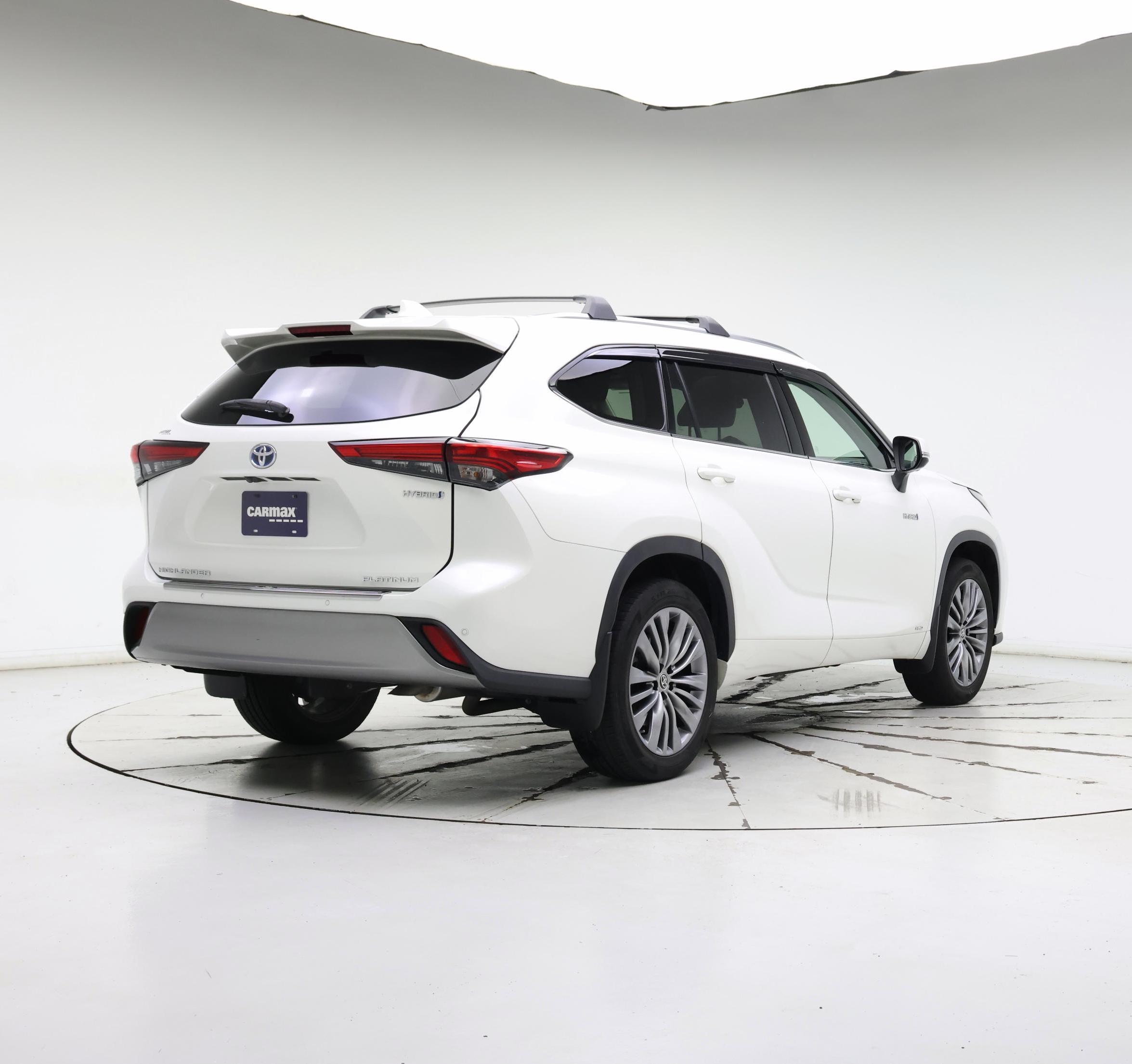 Thumbnail: 2020 Toyota Highlander - 8