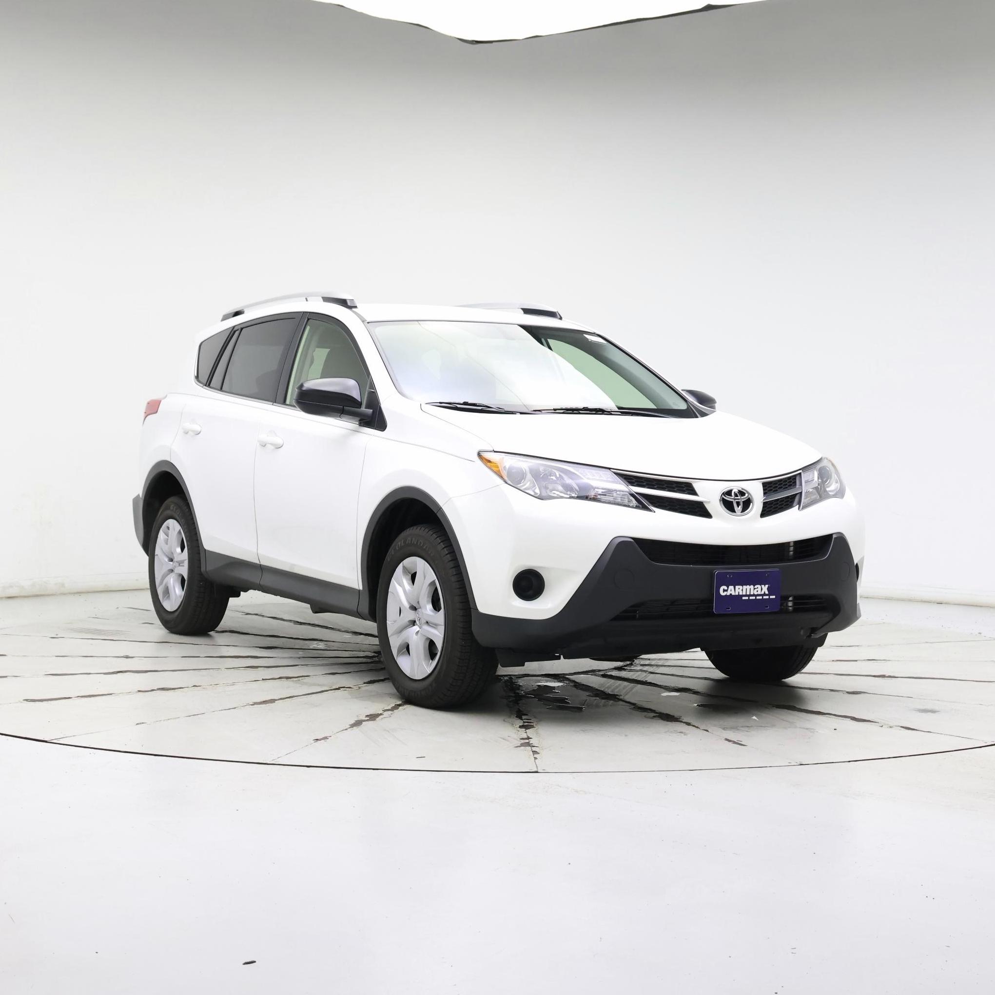 Thumbnail: 2015 Toyota RAV4 - 1