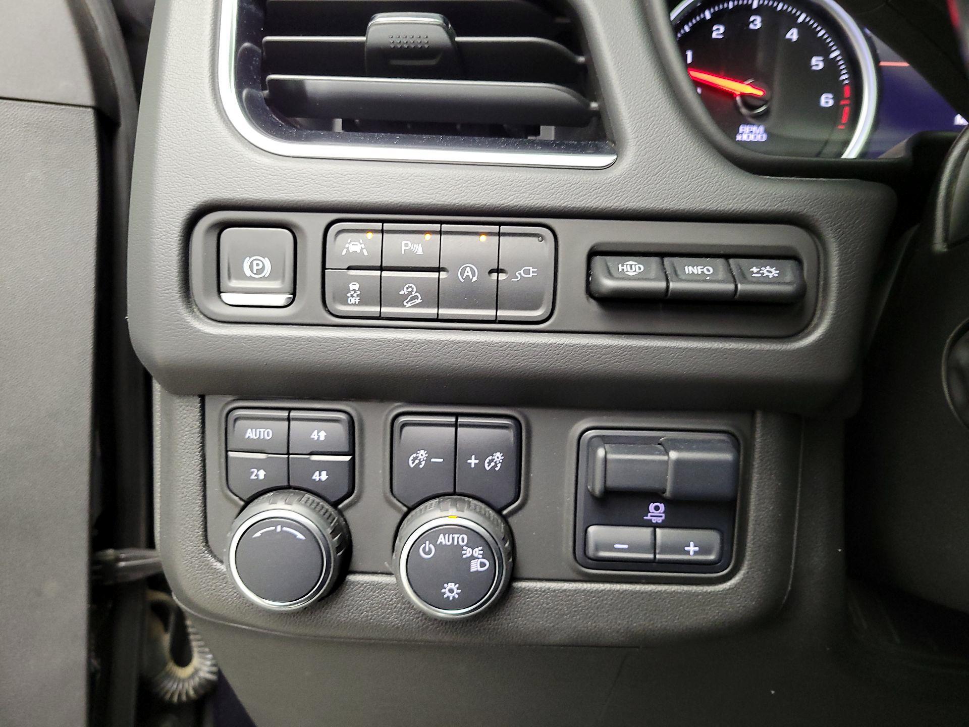 Thumbnail: 2021 Chevrolet Tahoe - 13