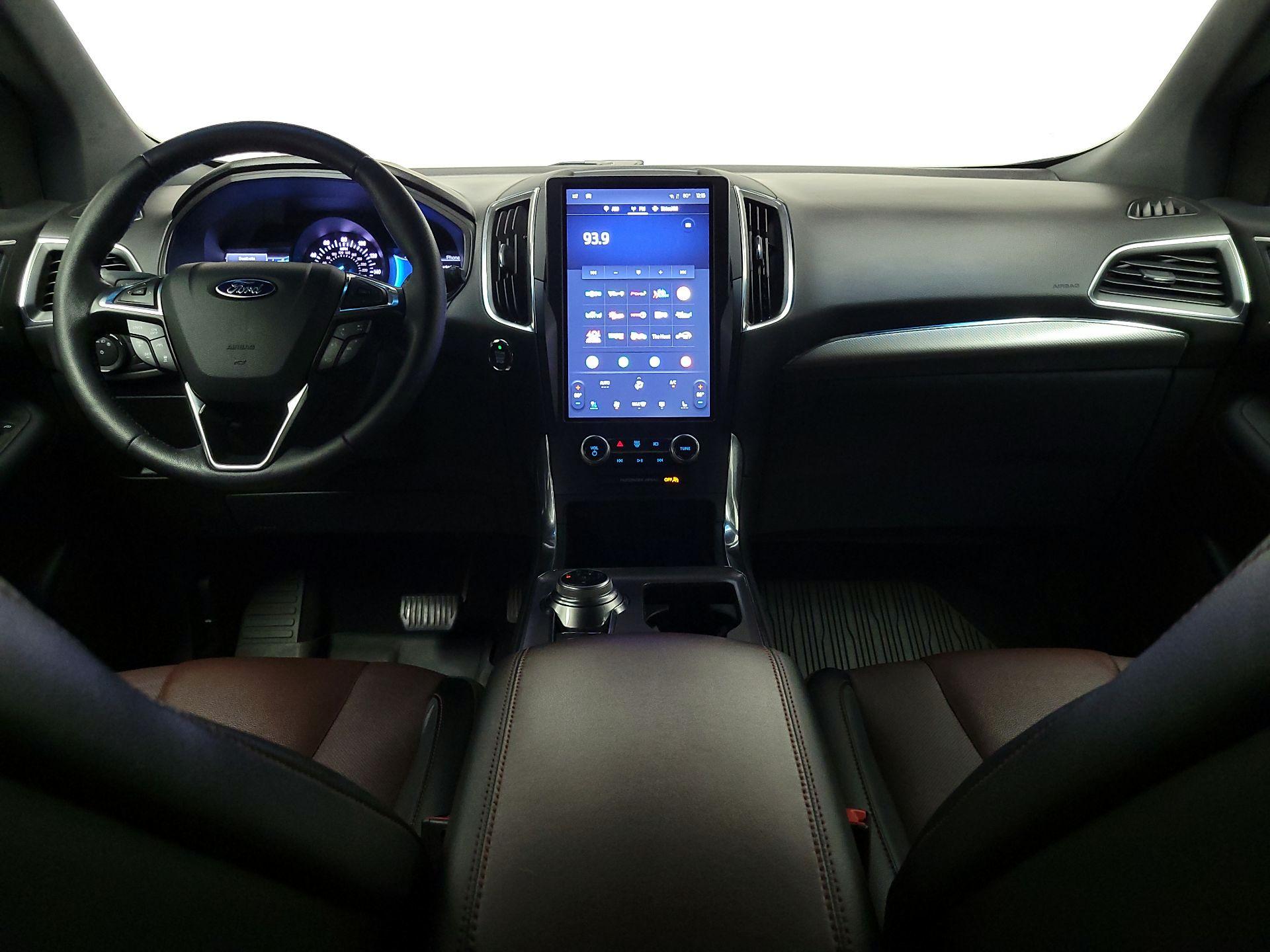 Thumbnail: 2022 Ford Edge - 9