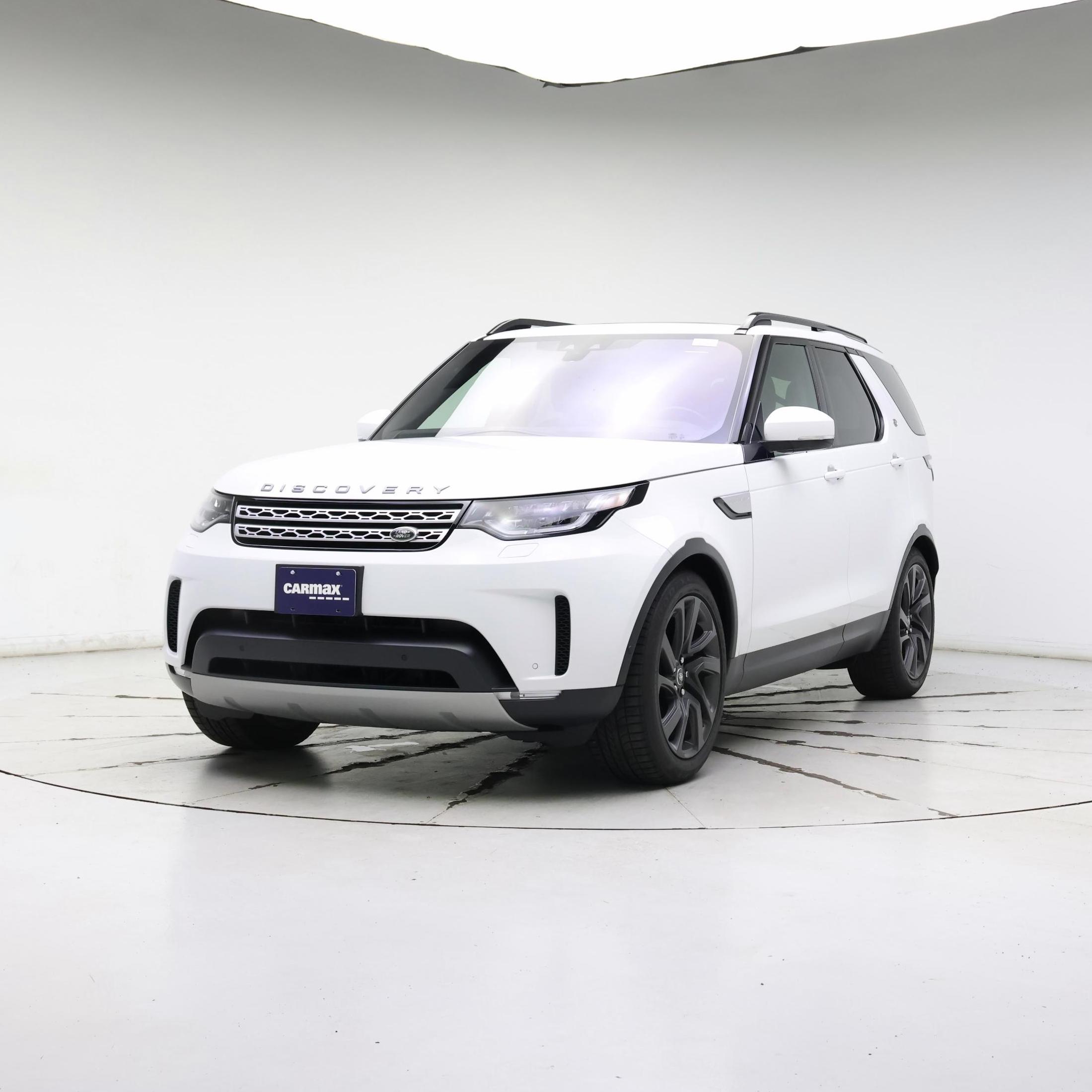 Thumbnail: 2019 Land Rover Discovery - 4