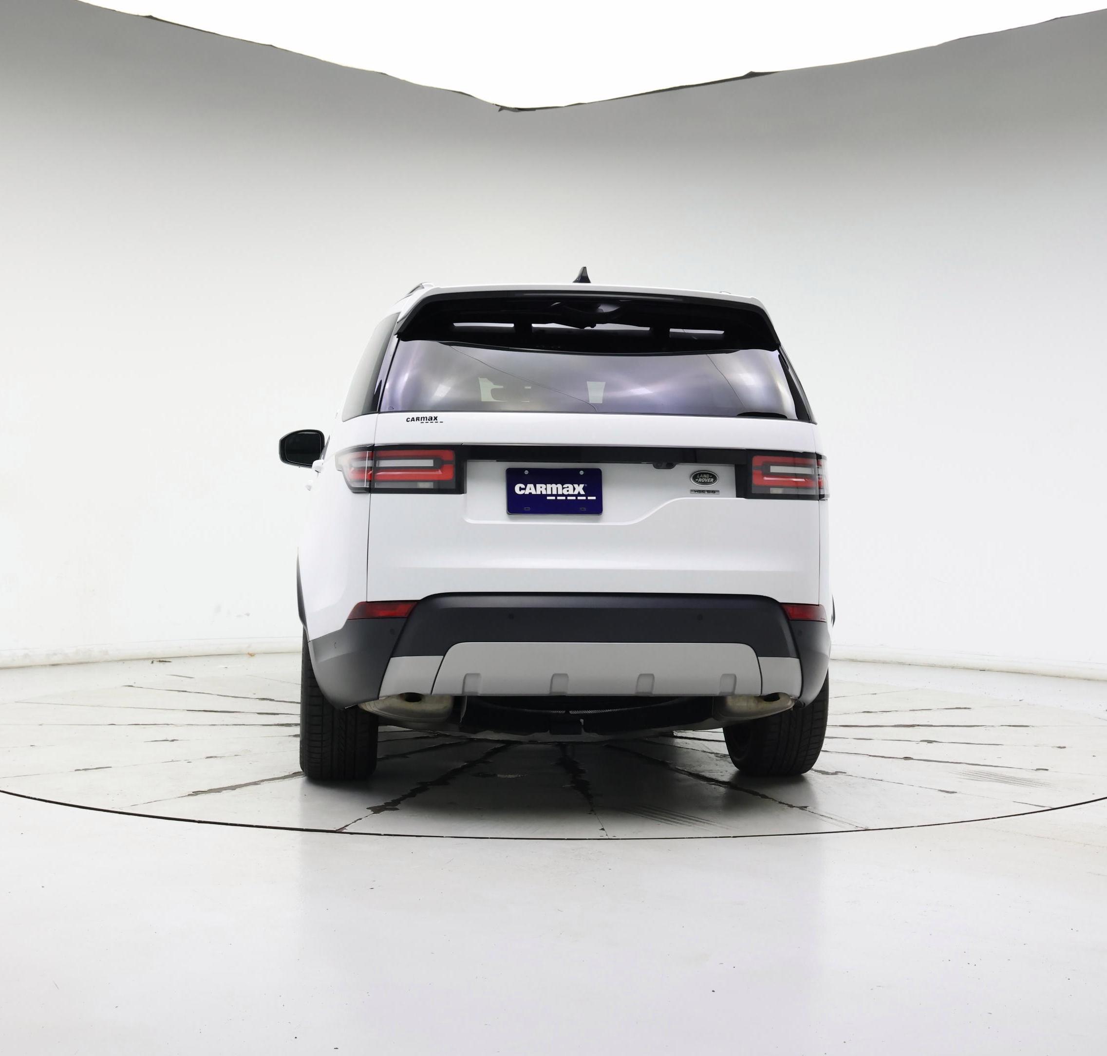 Thumbnail: 2019 Land Rover Discovery - 6