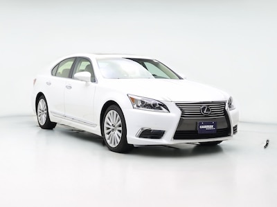 White 2017 Lexus LS 460
