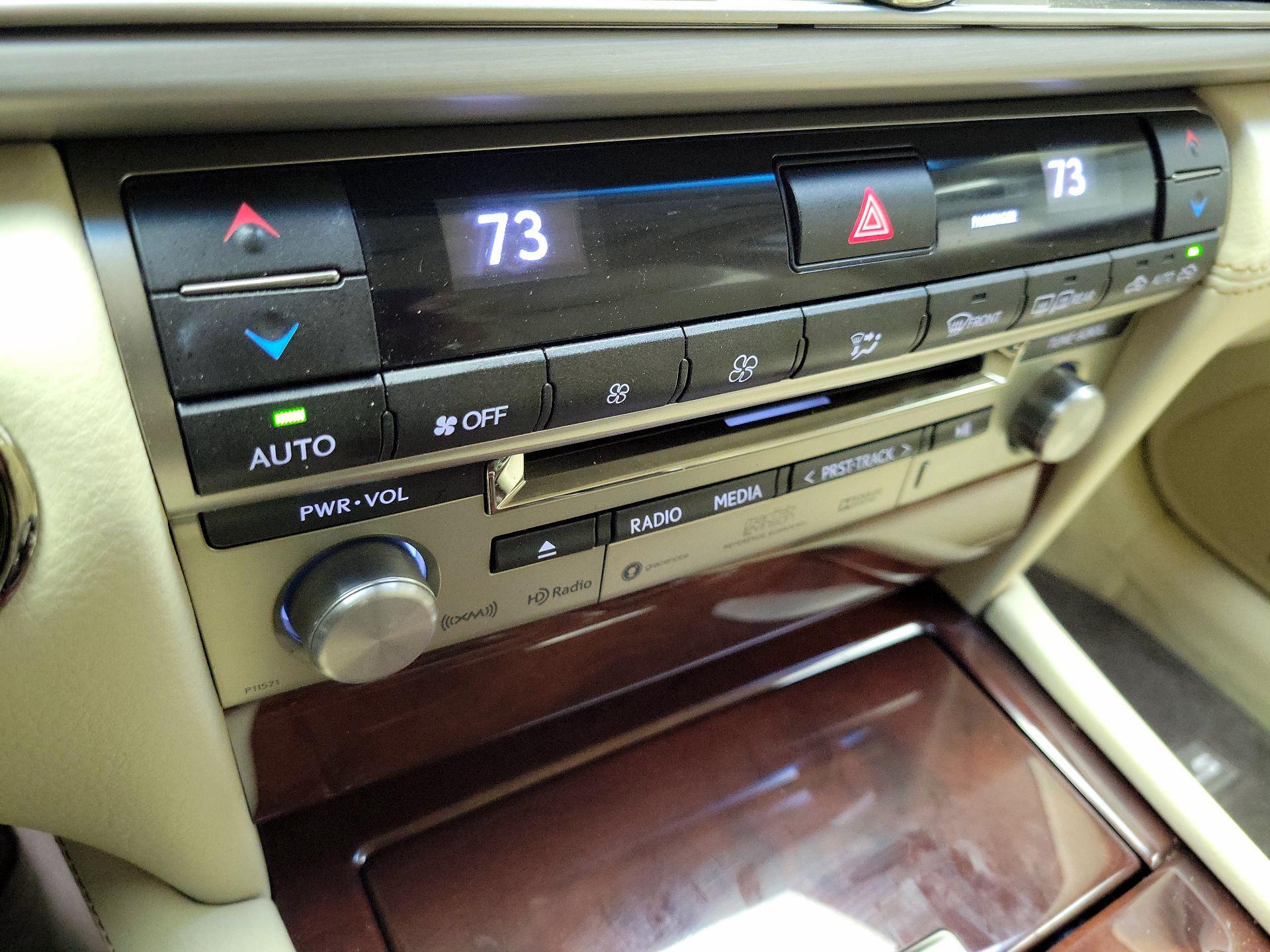 Thumbnail: 2017 Lexus LS - 17