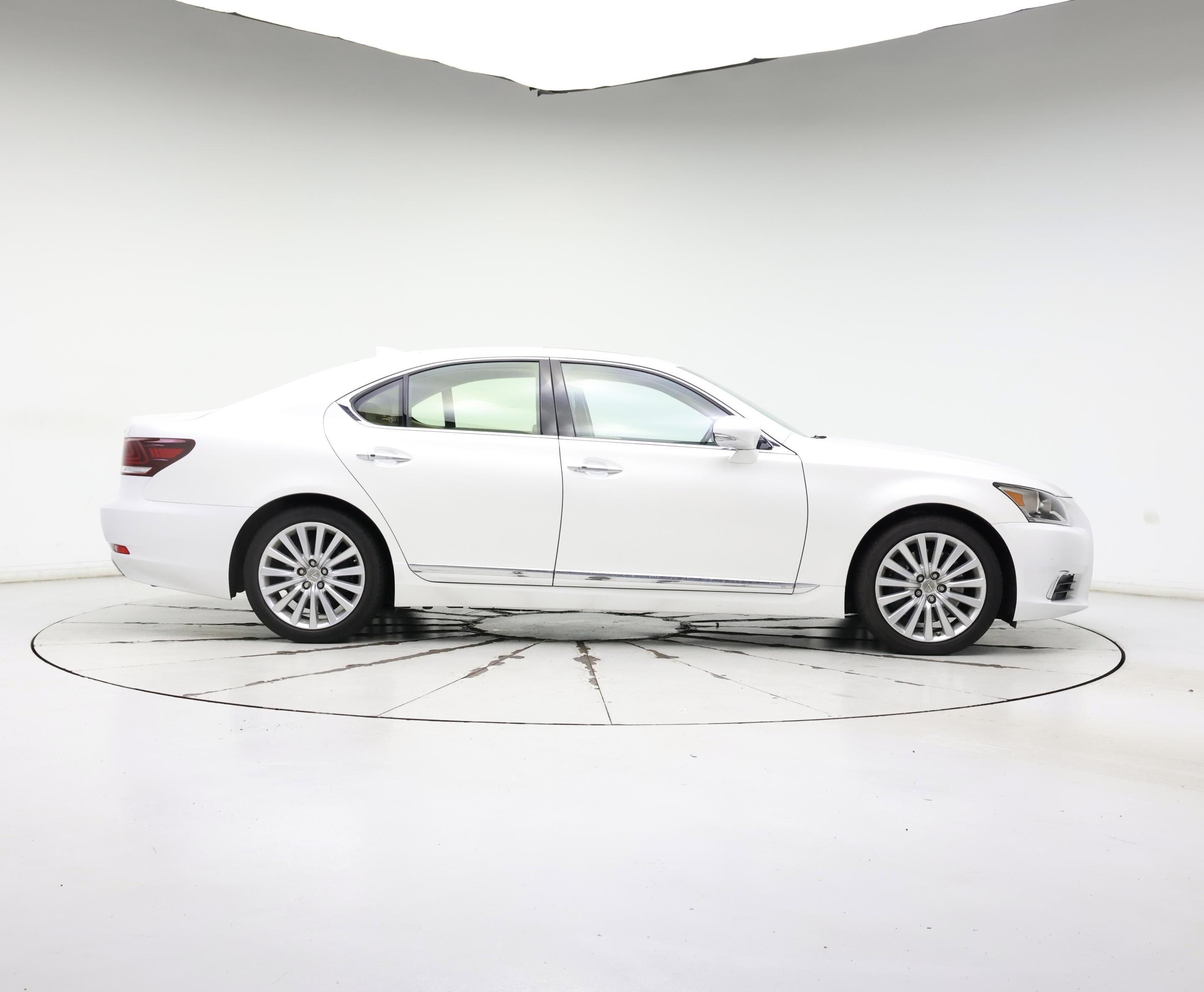 Thumbnail: 2017 Lexus LS - 7